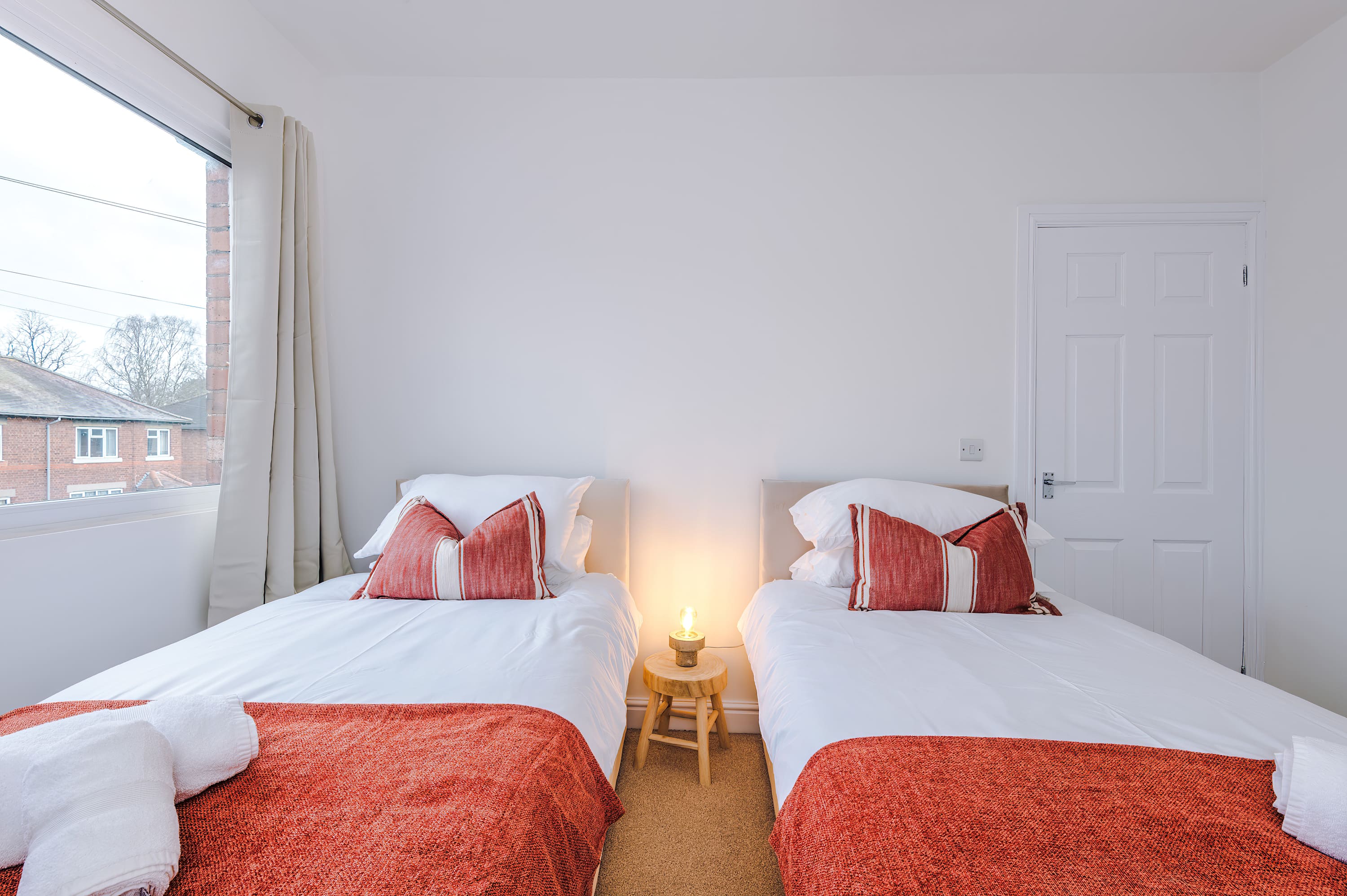 Bright 3BR Home Sleeps 6 - 4 mins from Bentley in 10 White Avenue CW2 7SH - Property image 36 - VivreStays