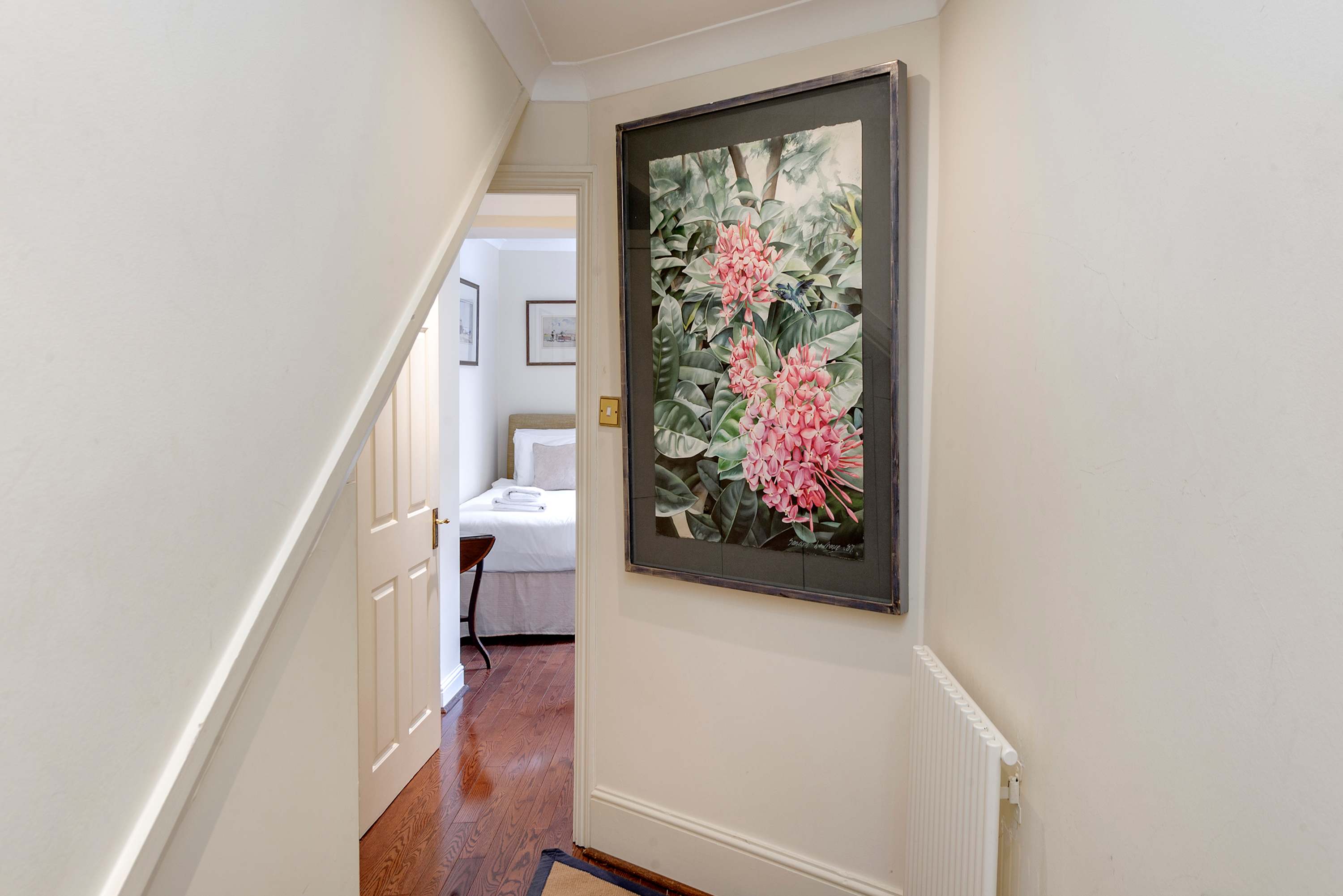 Charming 2 bedroom flat - Knightsbridge in Beaufort Gardens 19 SW3 1PS - Property image 19 - VivreStays