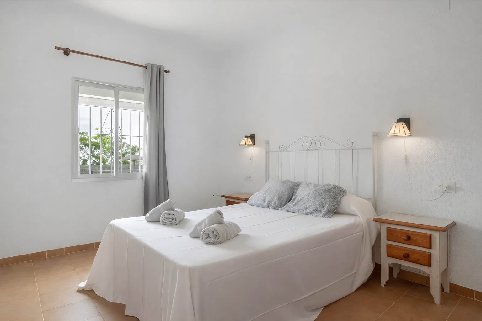 Casa en Conil: apartamento con piscina compartida, jardín y parking privado - image 13