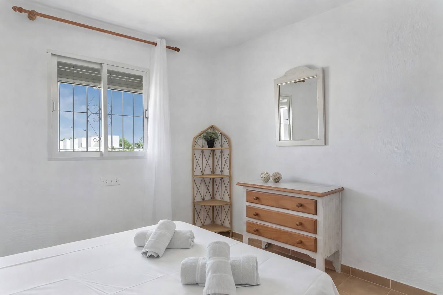 Casa increíble – alojamiento con piscina compartida y WiFi, ideal para familias en Conil - image 13