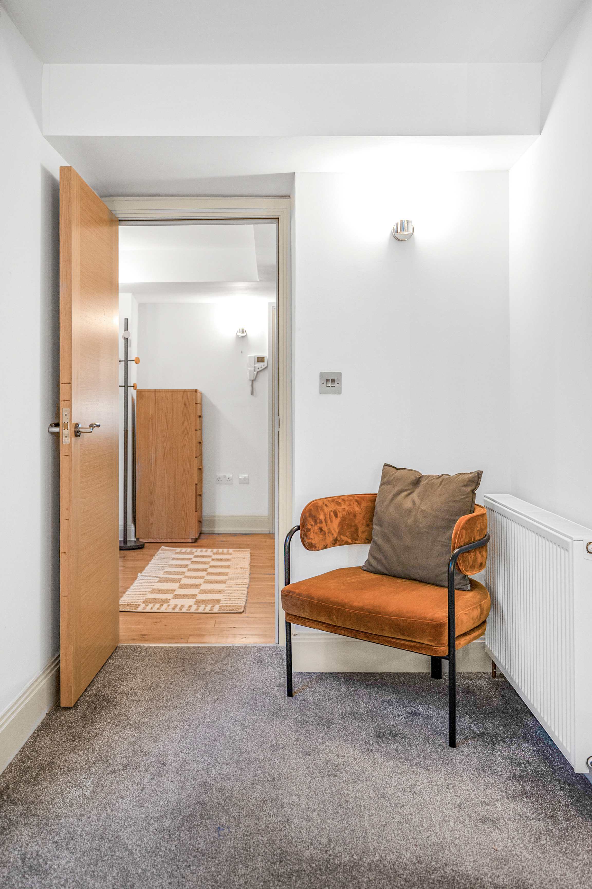 Stylish 1-Bed Soho Apartment - Sleeps 4 - West End in Bateman Street, 1 W1D - Property image 14 - VivreStays