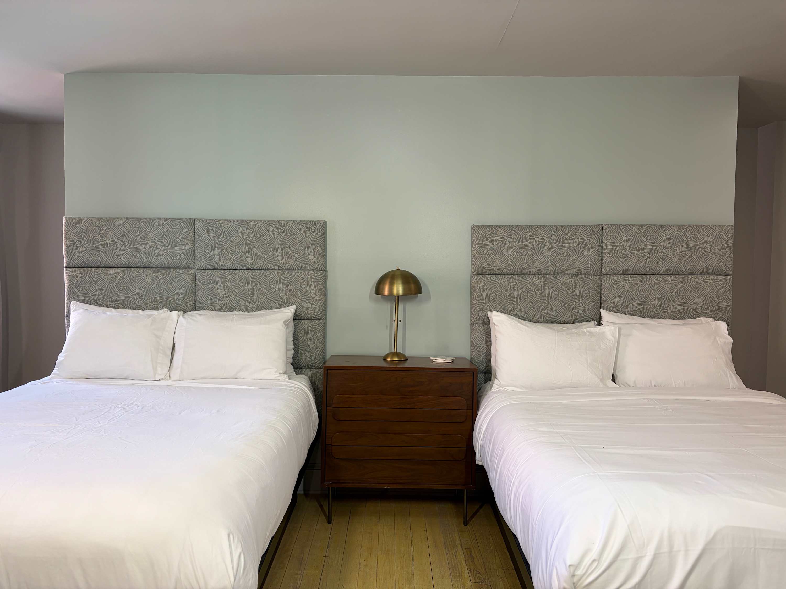 Double Queen Suite 2nd Floor Downtown Savannah — Savannah, GA — vacation rental
