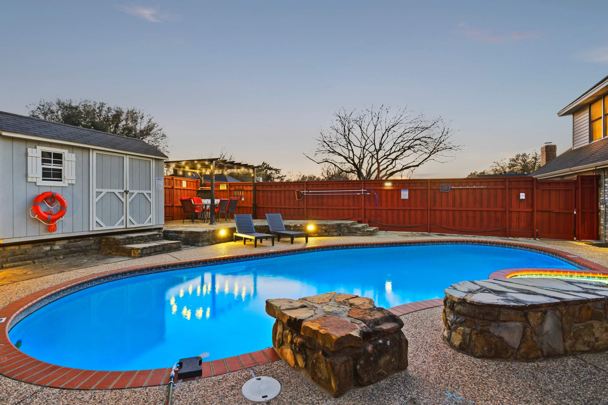 Best of Desoto | 5BR/3BA w Pool, Patio, BBQ, Games — DeSoto, TX — vacation rental
