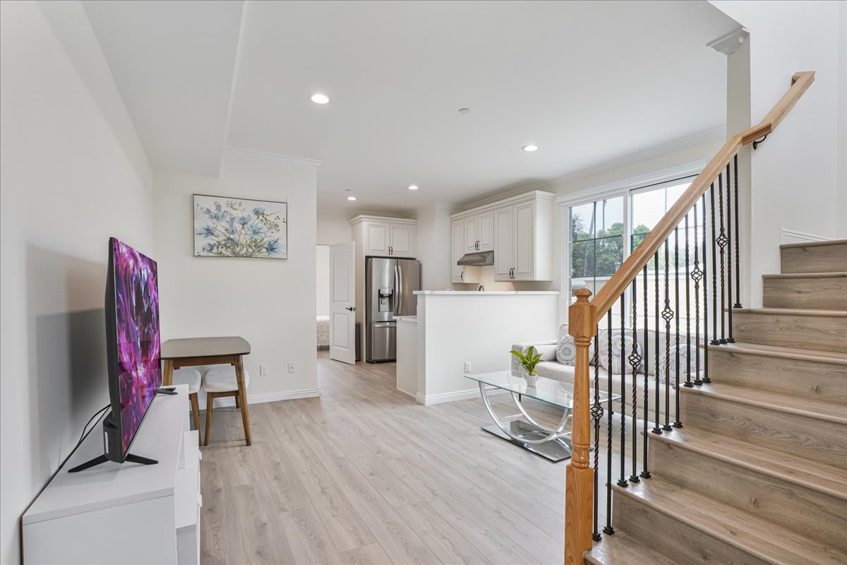 Stylish Pasadena Stay Near Old Town & Rose Bowl — Pasadena, CA — vacation rental