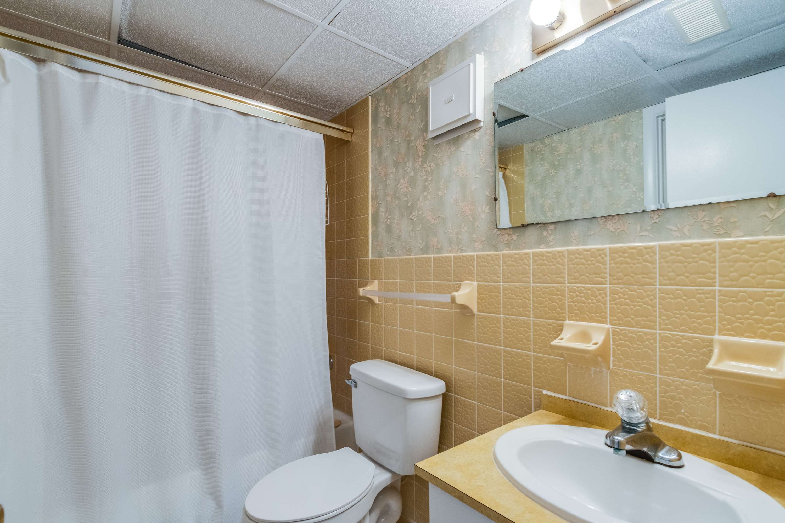 144 East 104