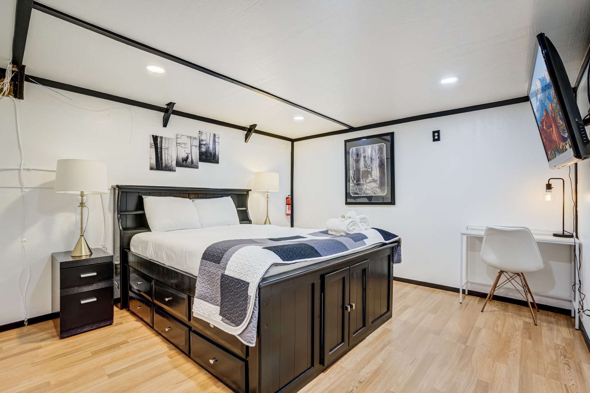 Cozy 1BR Retreat, Sleeps 4, Near I-70 & DEN — Deer Trail, CO — vacation rental