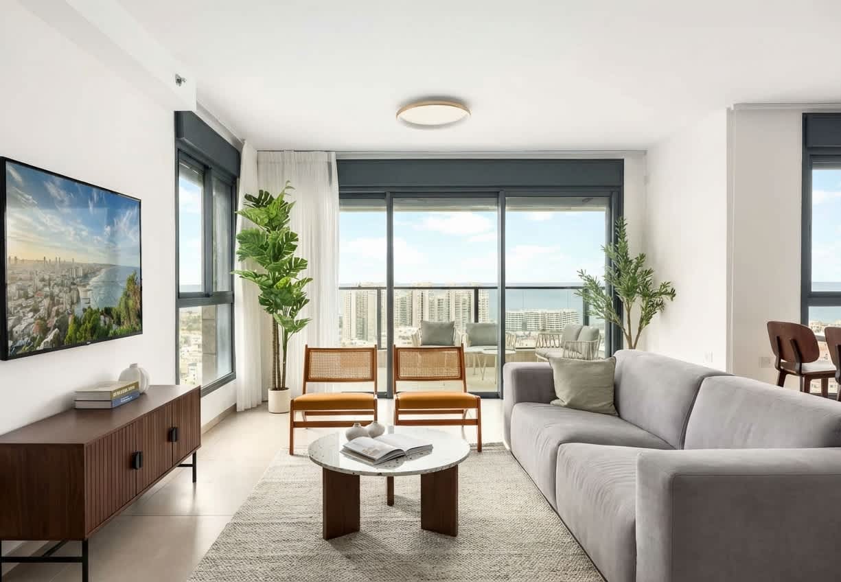 Luxury 4BR | Panoramic Sea-View Balcony | Mamad — Bat Yam, Center District — vacation rental