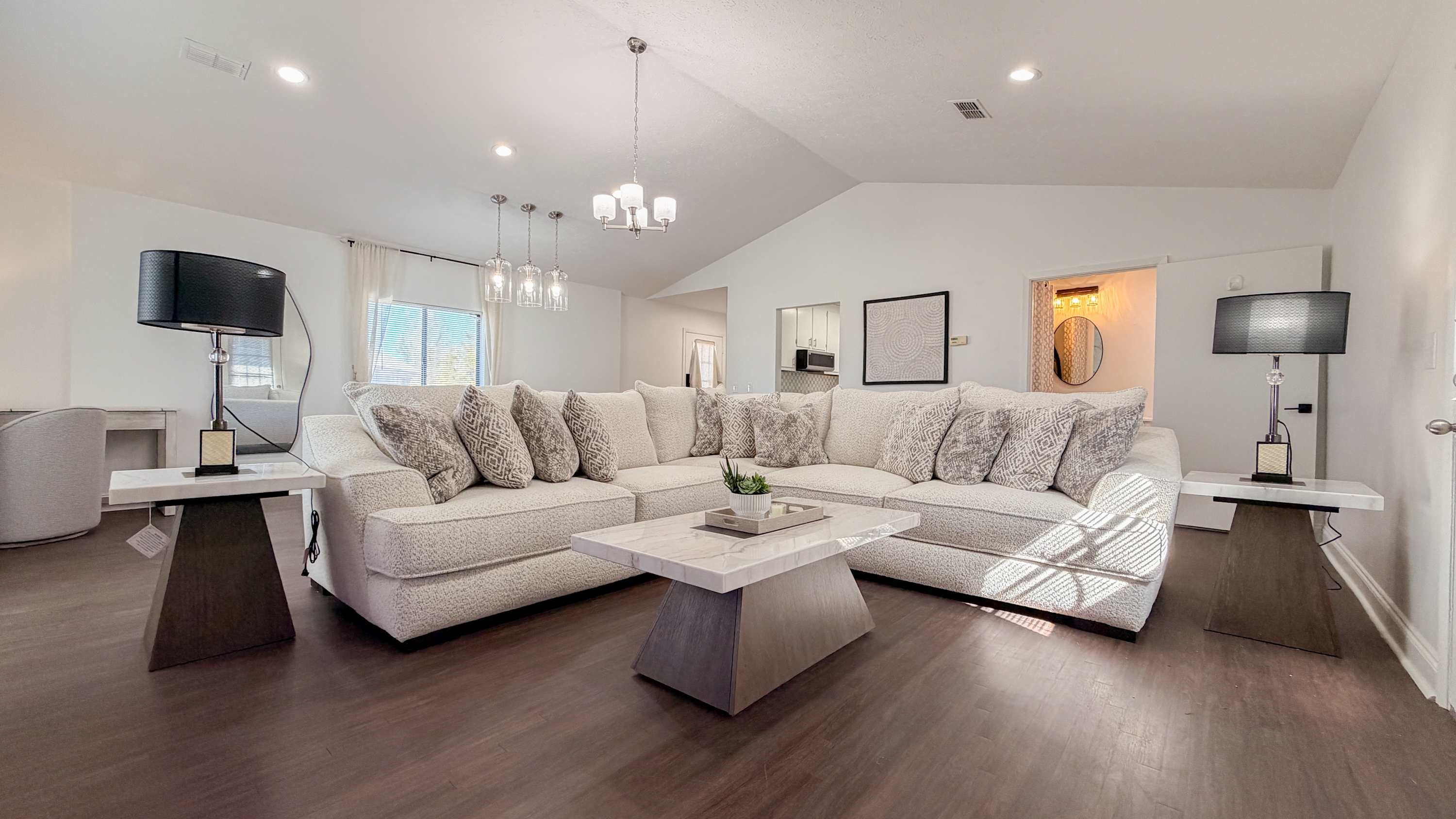 Quick Commute to Hospitals and Tyndall, Gorgeous Stay! — Panama City, FL — vacation rental