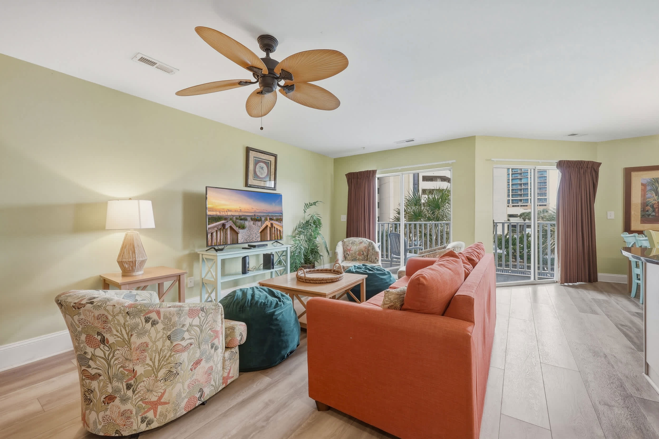 Tropical Tide Large Group Beach Retreat Sleeps 24