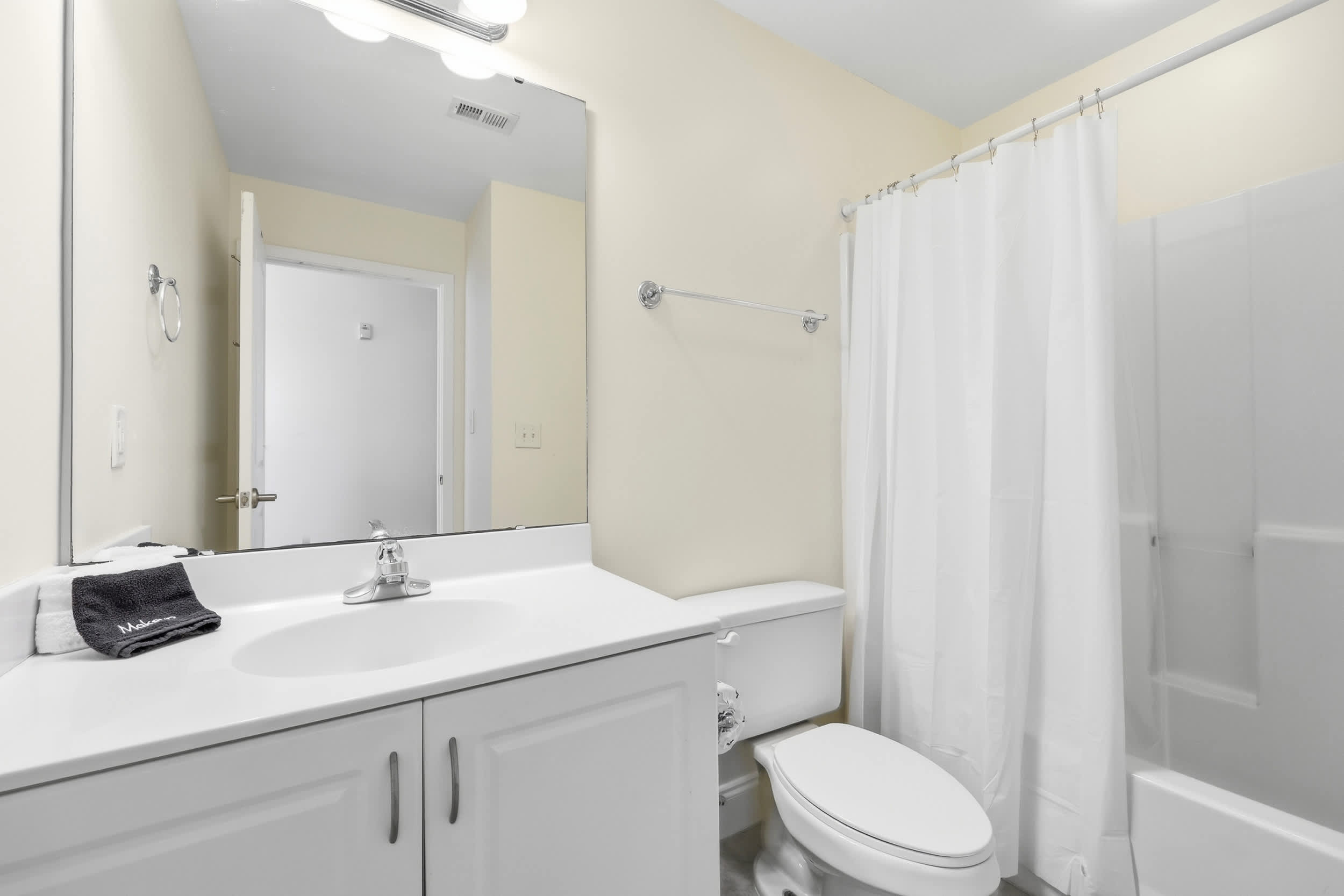 Tropical Tide Large Group Beach Retreat Sleeps 24