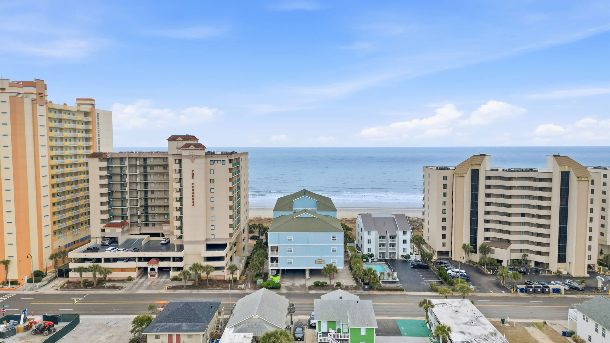 Tropical Tide Large Group Beach Retreat Sleeps 24