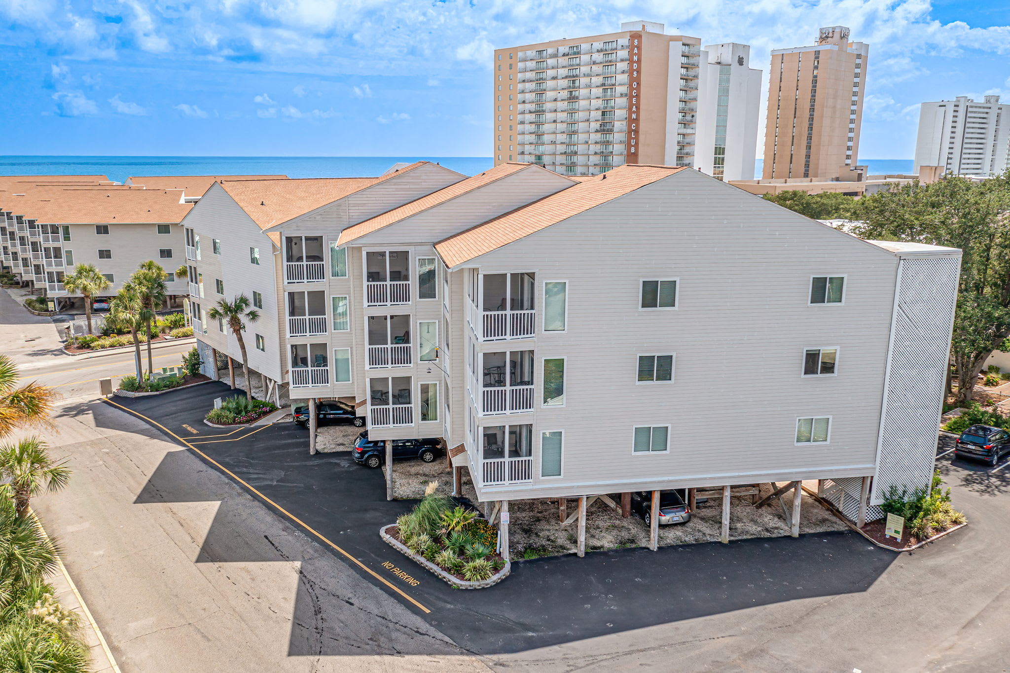 Pelicans Watch 218 Ocean Nearby | Photo 35