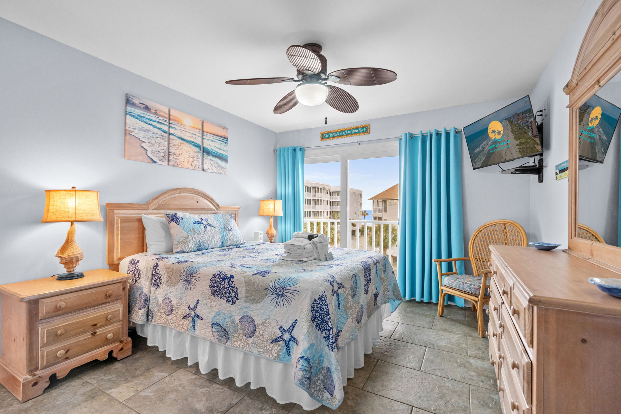 Pelicans Watch 218 Ocean Nearby | Photo 16