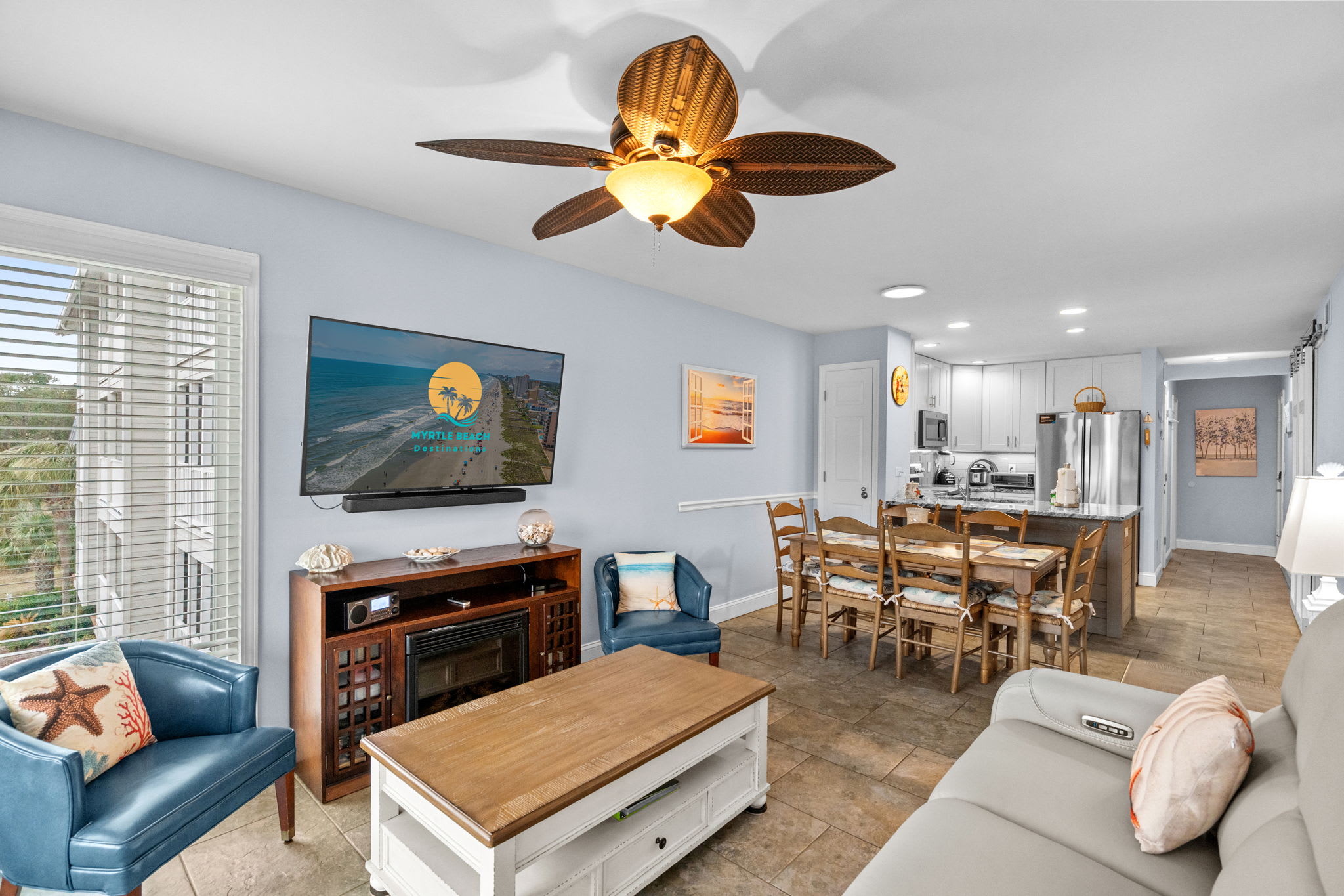 Pelicans Watch 218 Ocean Nearby | Photo 8