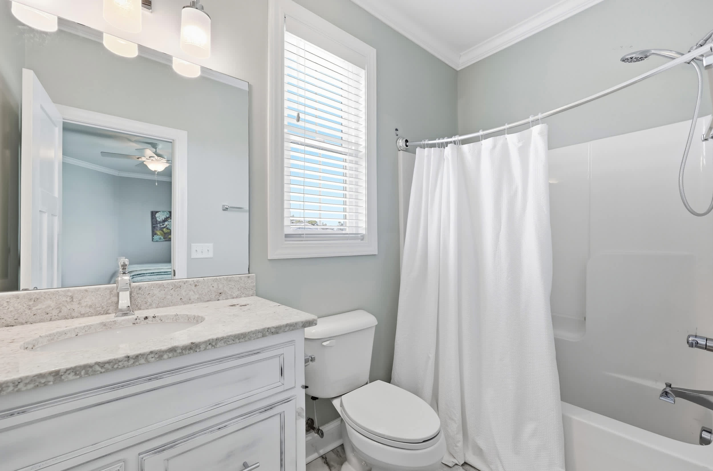 Anchor Down Luxury Ocean View Beach House w Pool