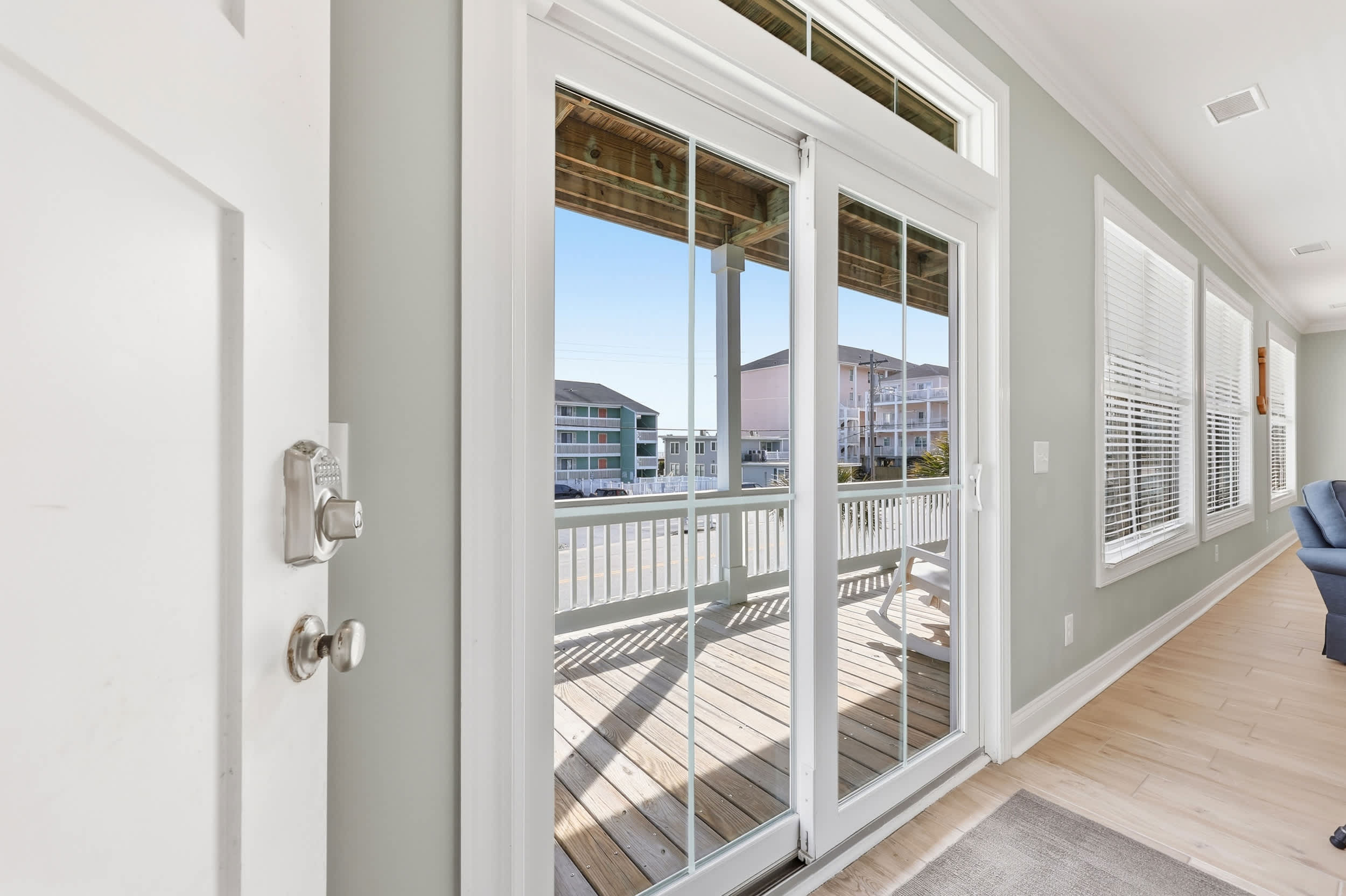 Anchor Down Luxury Ocean View Beach House w Pool