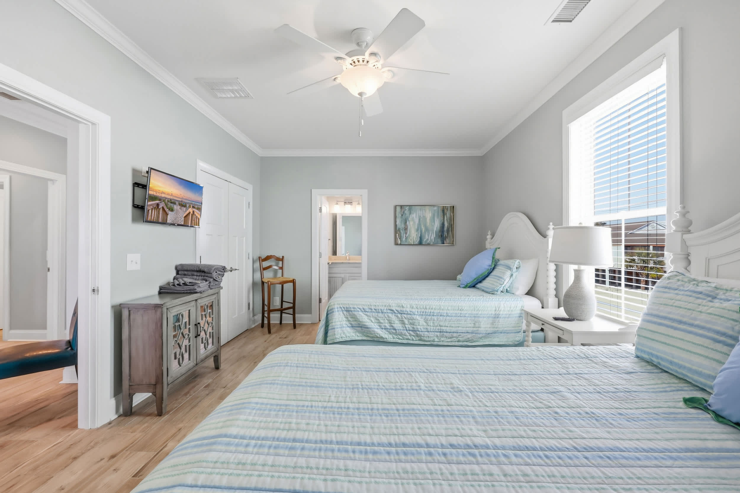 Anchor Down Luxury Ocean View Beach House w Pool