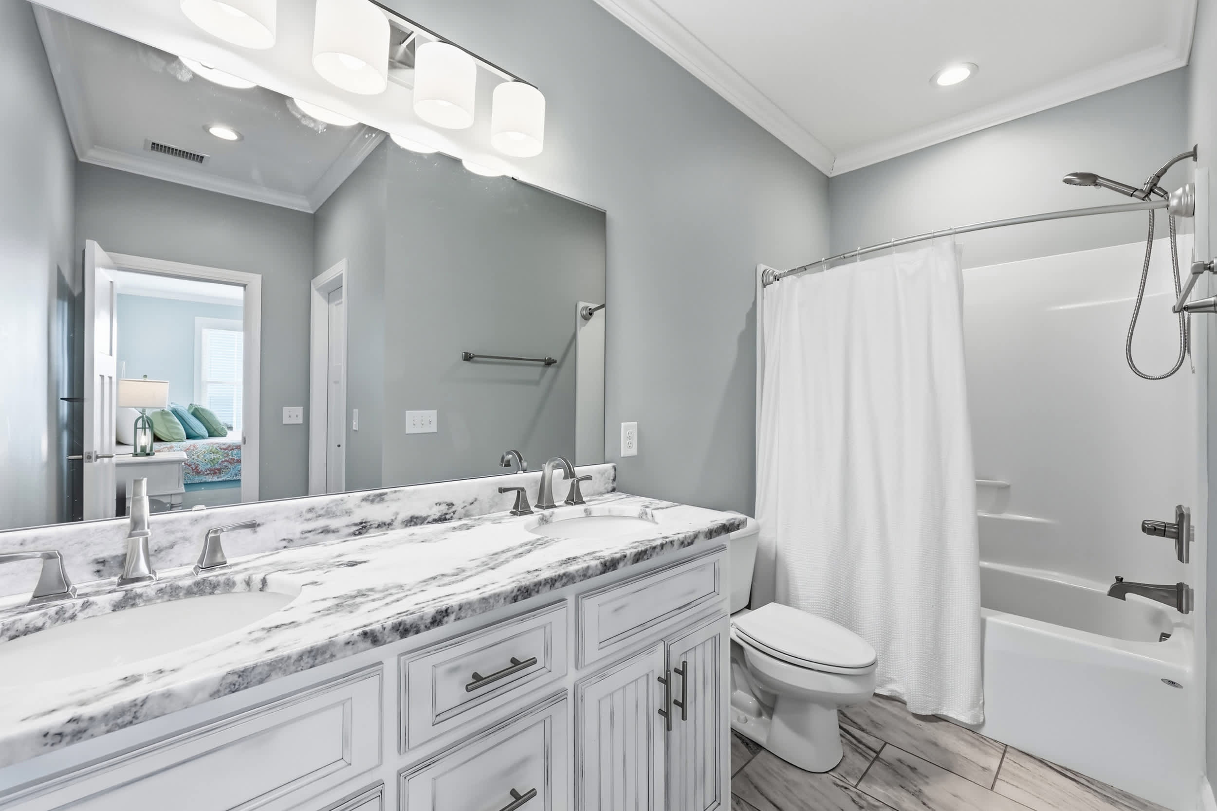 Anchor Down Luxury Ocean View Beach House w Pool