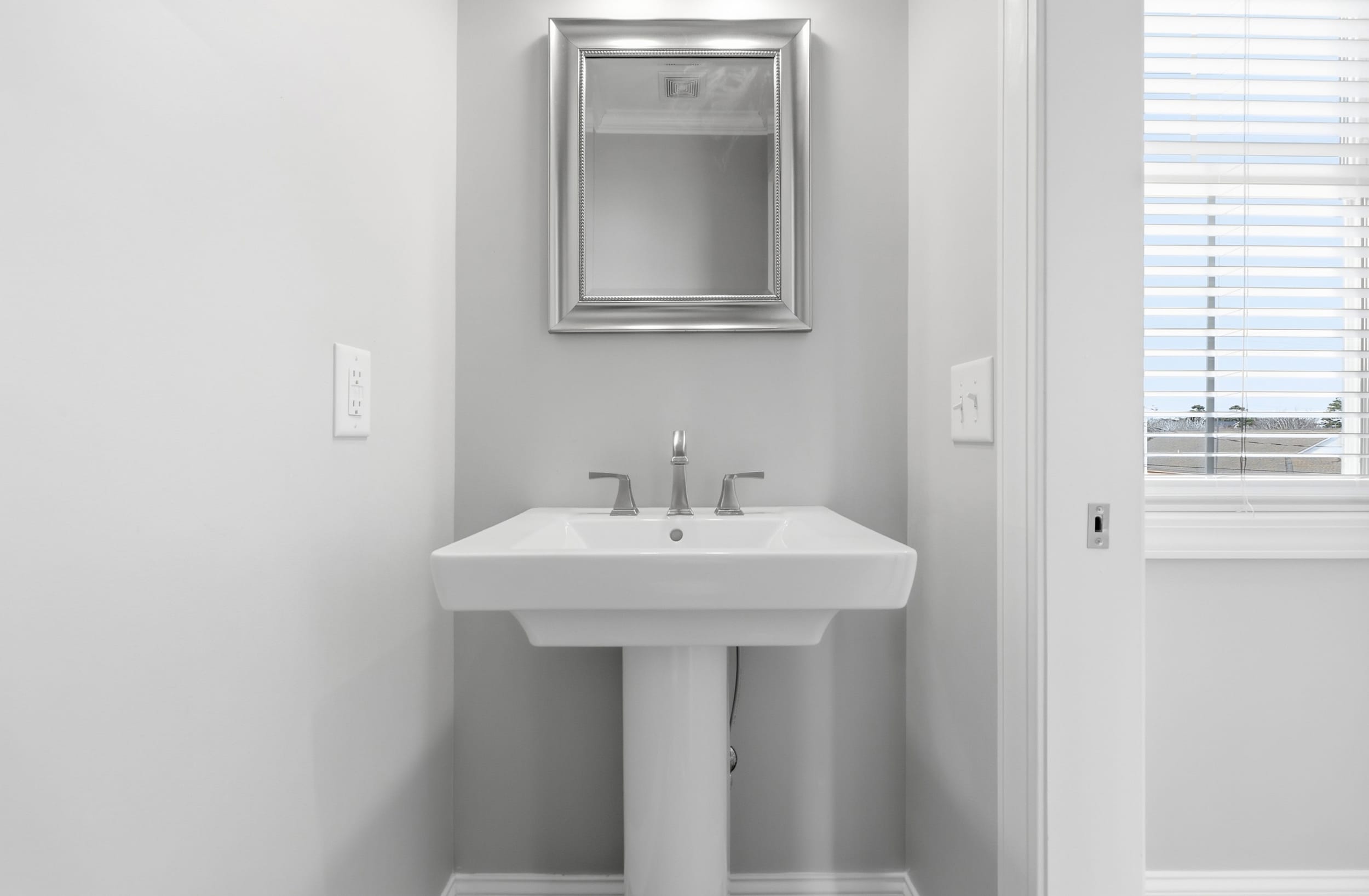 Anchor Down Luxury Ocean View Beach House w Pool