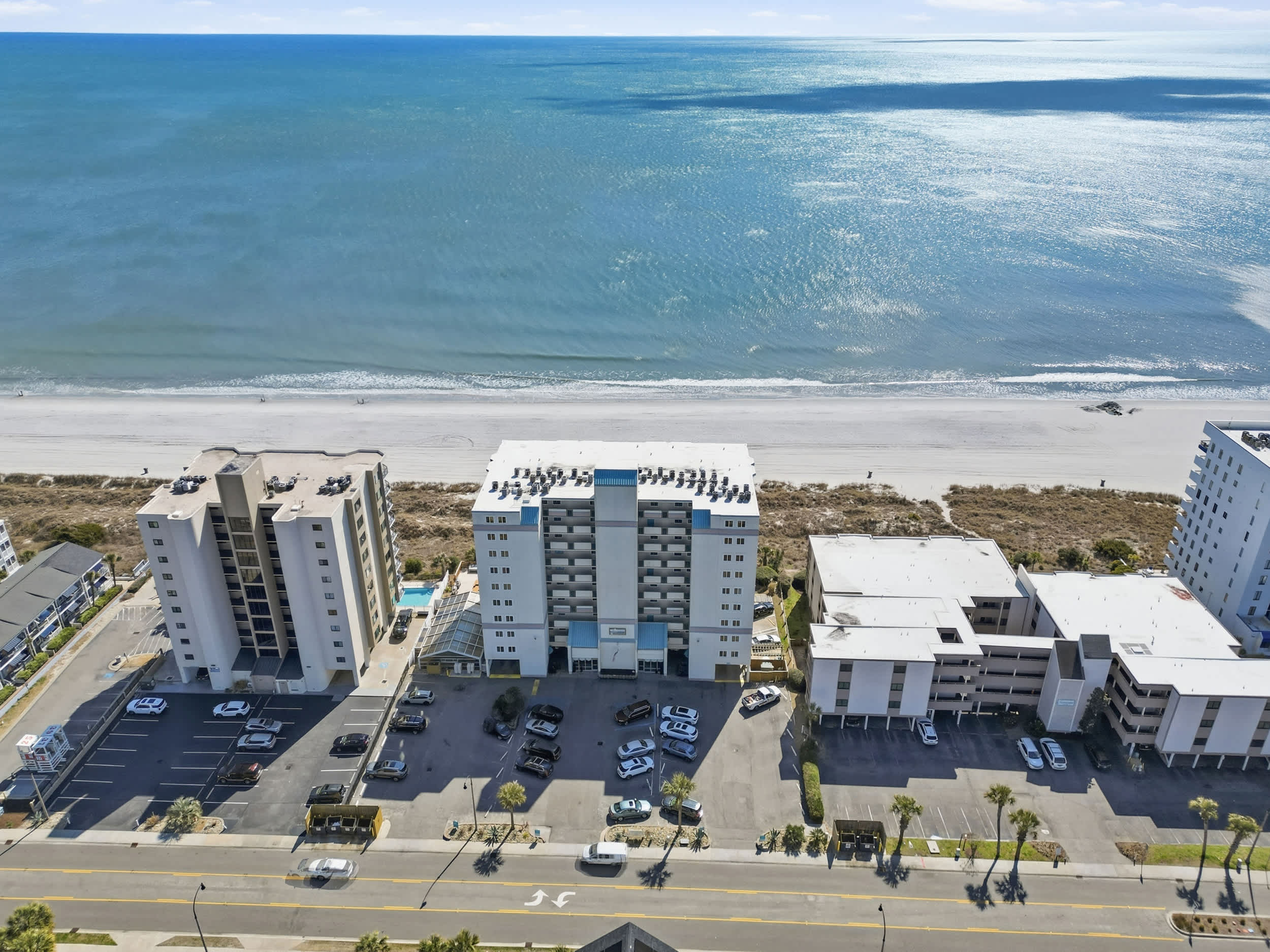 The Pinnacle Oceanfront Suite 2 Balconies  Top Location
