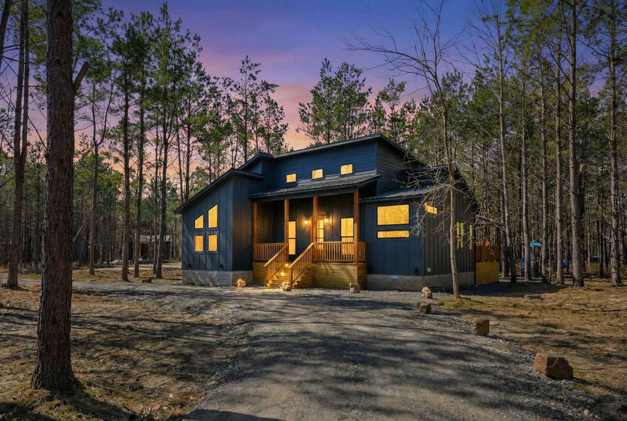 Fire Pit | River Access | Sleeps 15 — Broken Bow, OK — vacation rental