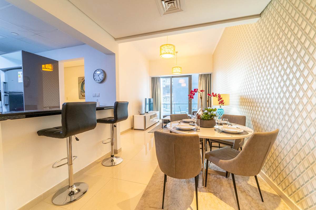Luxury 2BR Apartment in Dubai with Views - Image 1
