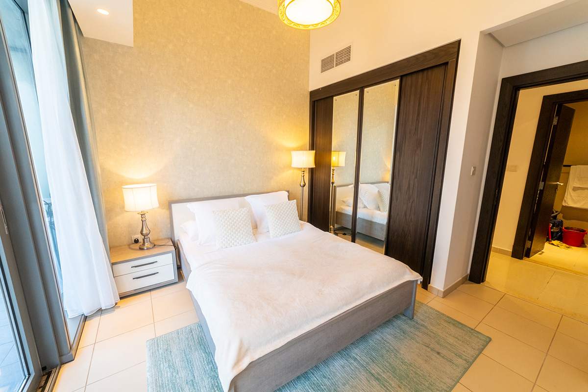 Luxury 2BR Apartment in Dubai with Views - Image 13