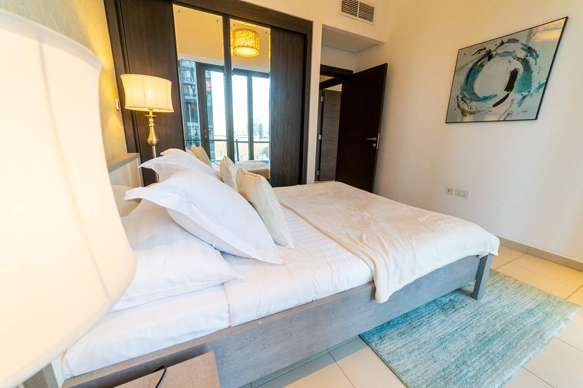 Luxury 2BR Apartment in Dubai with Views - Image 18