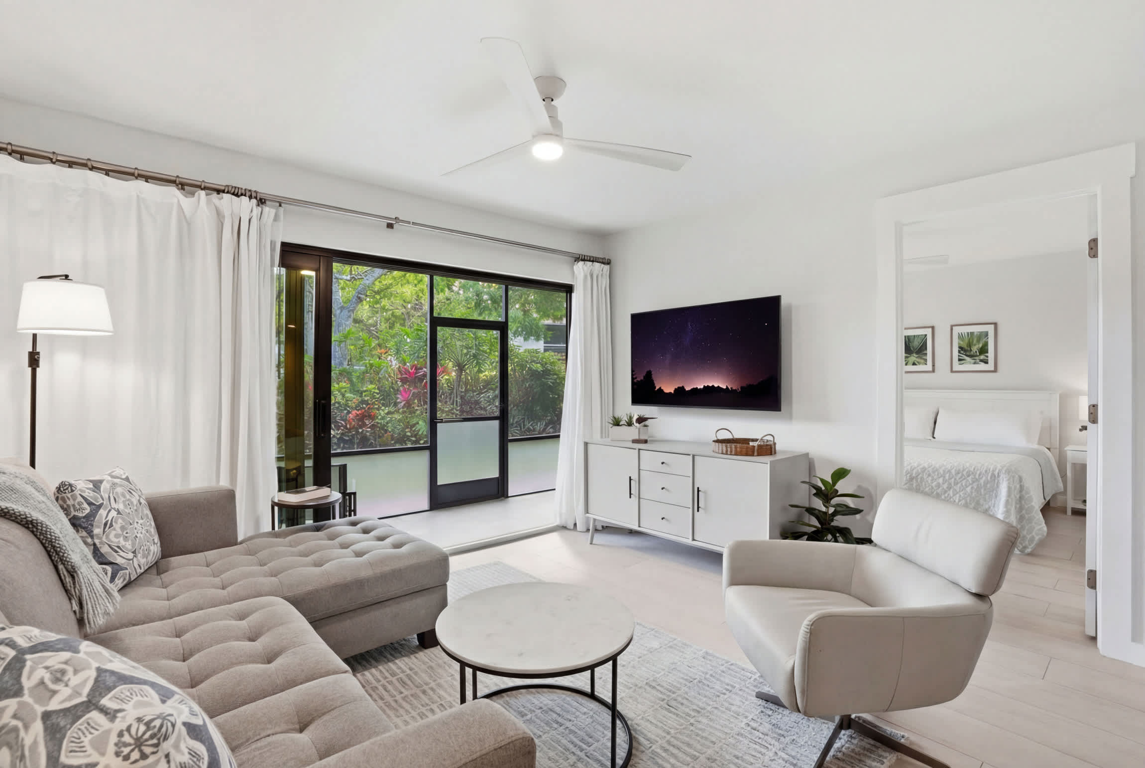 C 117 Luxury Park Shore Resort Condo with Pool | Photo 13