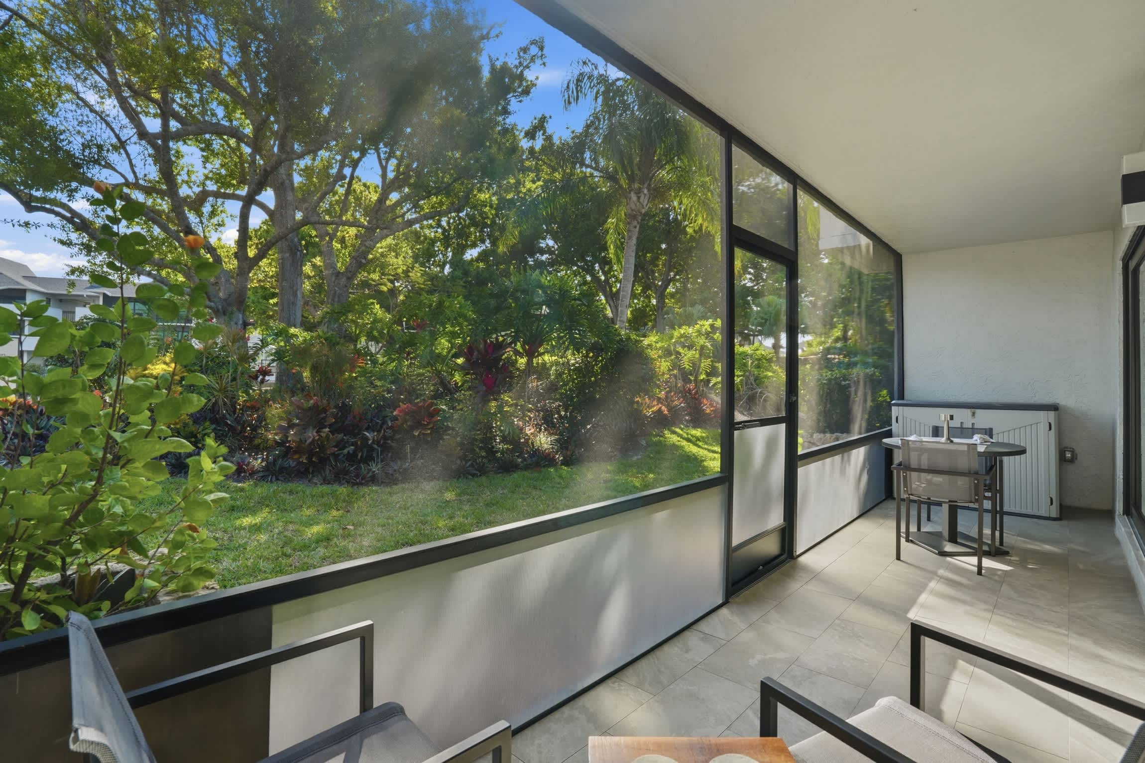 C 117 Luxury Park Shore Resort Condo with Pool | Photo 26