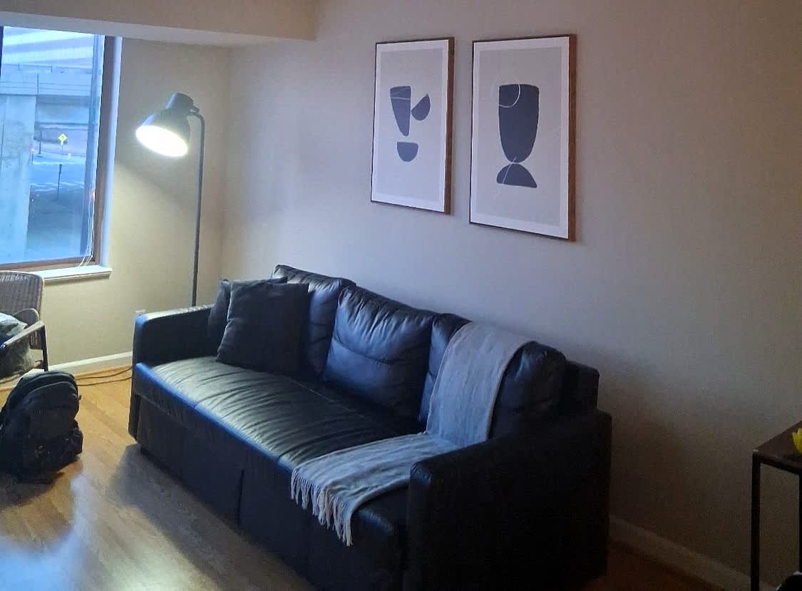 Prime location Apt W Gym & Indoor Pool