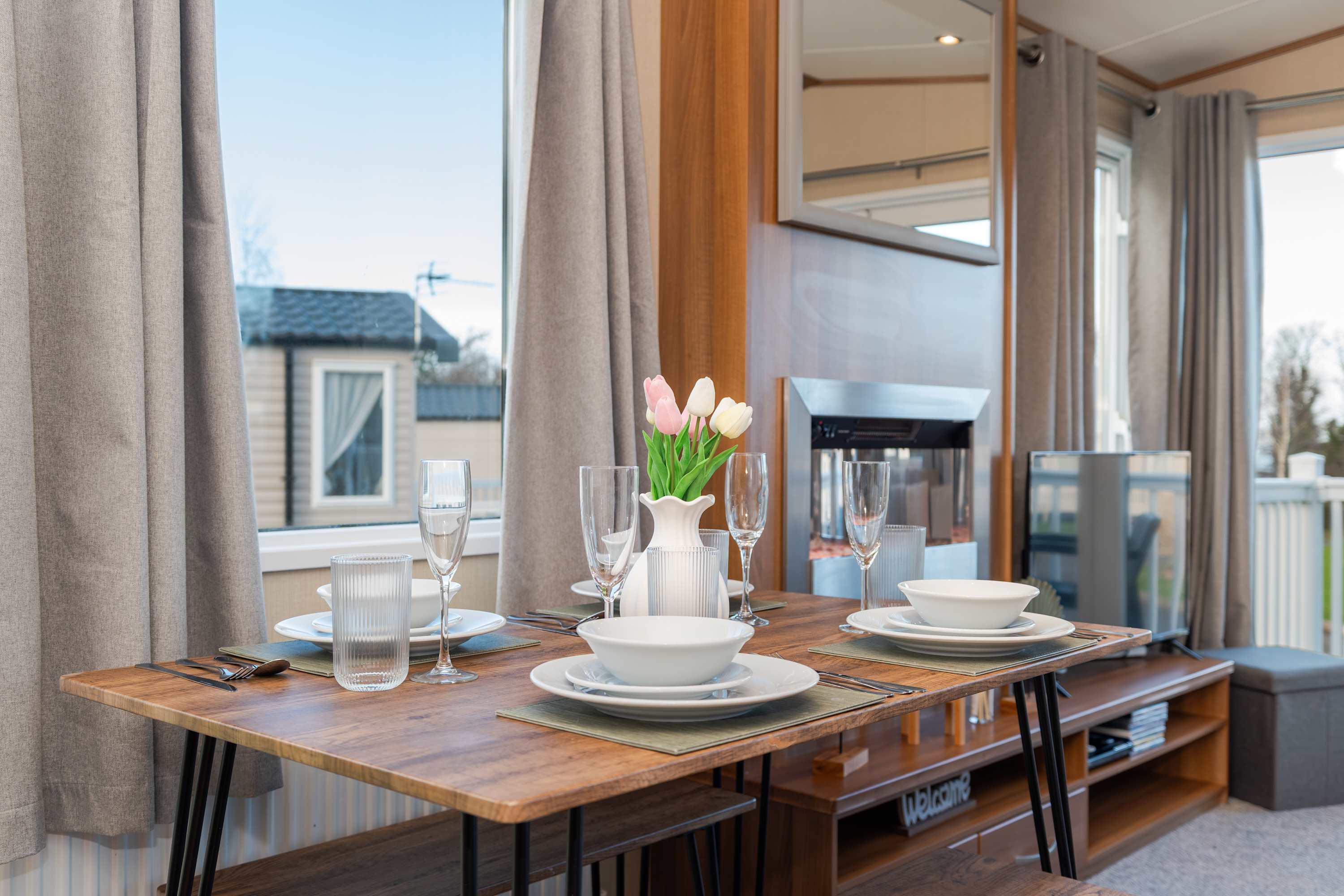 Family Friendly|Pool |Seton Sand |Parking| Sleep 7 in Links Road EH32 0QF - Property image 11 - VivreStays