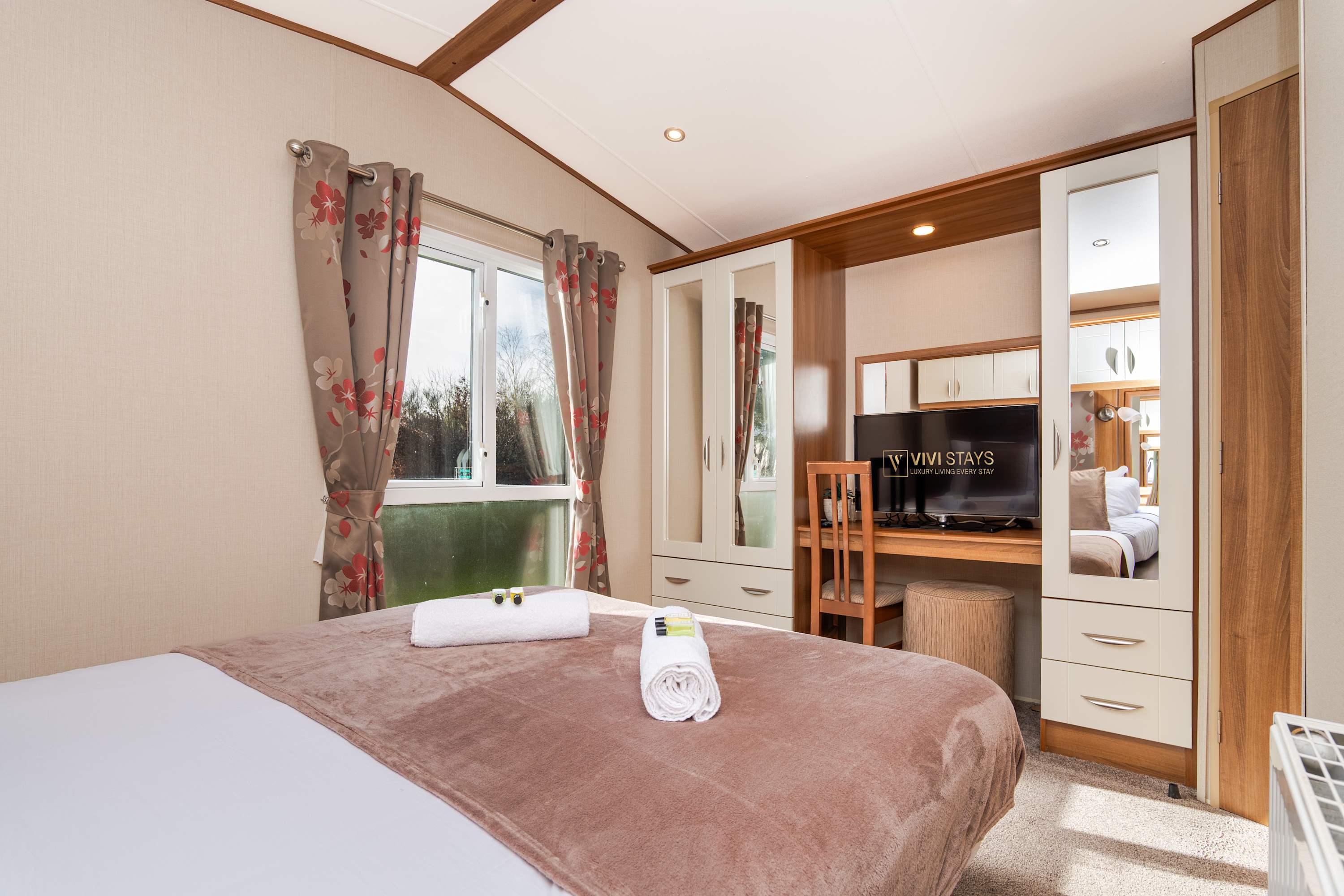 Family Friendly|Pool |Seton Sand |Parking| Sleep 7 in Links Road EH32 0QF - Property image 18 - VivreStays