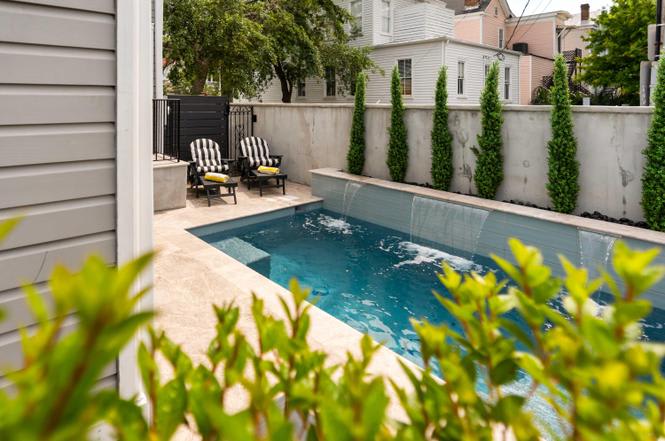 Plunge Pool|Downtown Oasis|Close to Bars & Shops — Charleston, SC — vacation rental