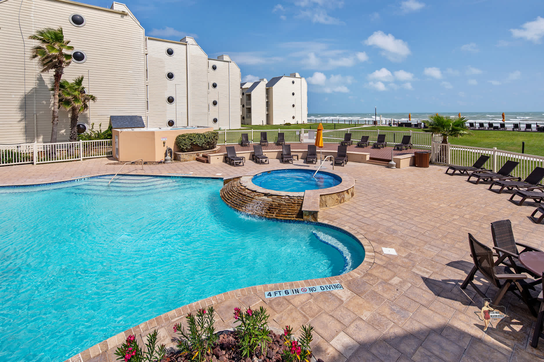 Solare Tower, Balcony, Pools, Hot Tubs & Tennis in South Padre Island, TX
