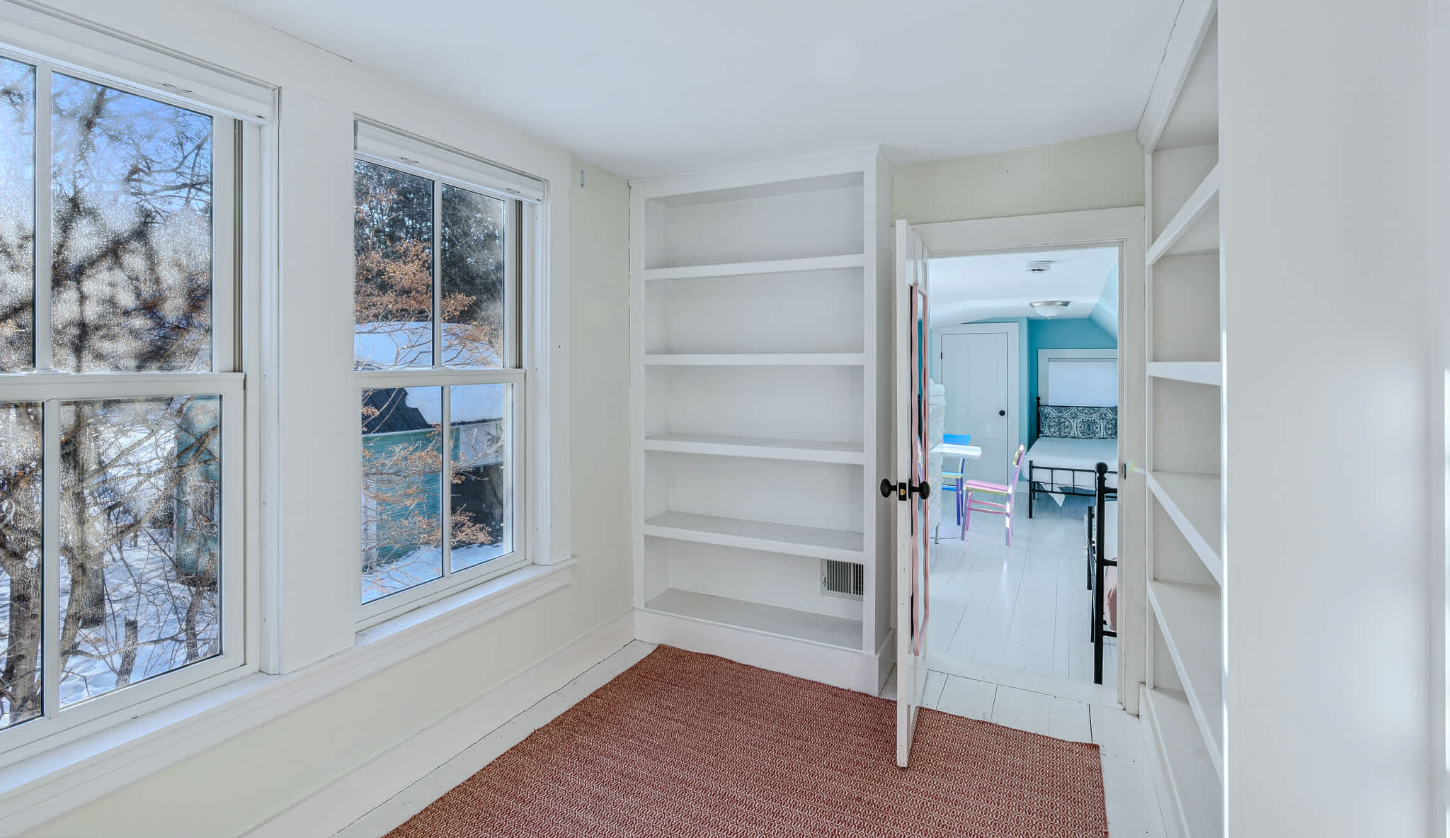 Walk to Mt. Peg Trail + Village, Enjoy Porch Views