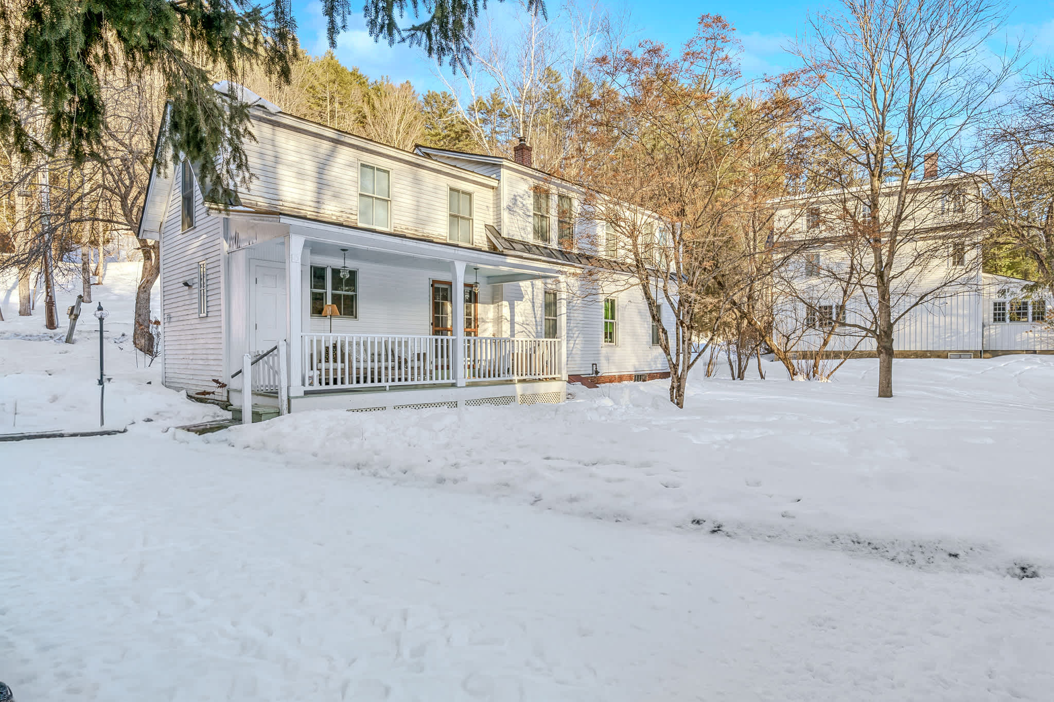 Walk to Mt. Peg Trail + Village, Enjoy Porch Views