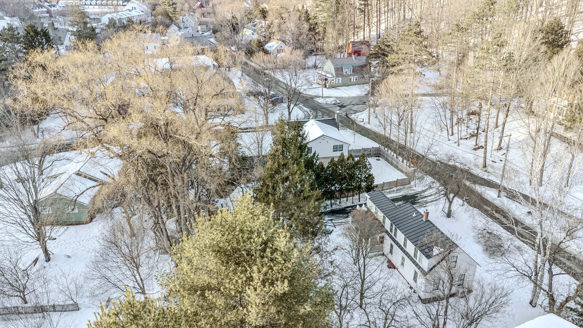 Walk to Mt. Peg Trail + Village, Enjoy Porch Views