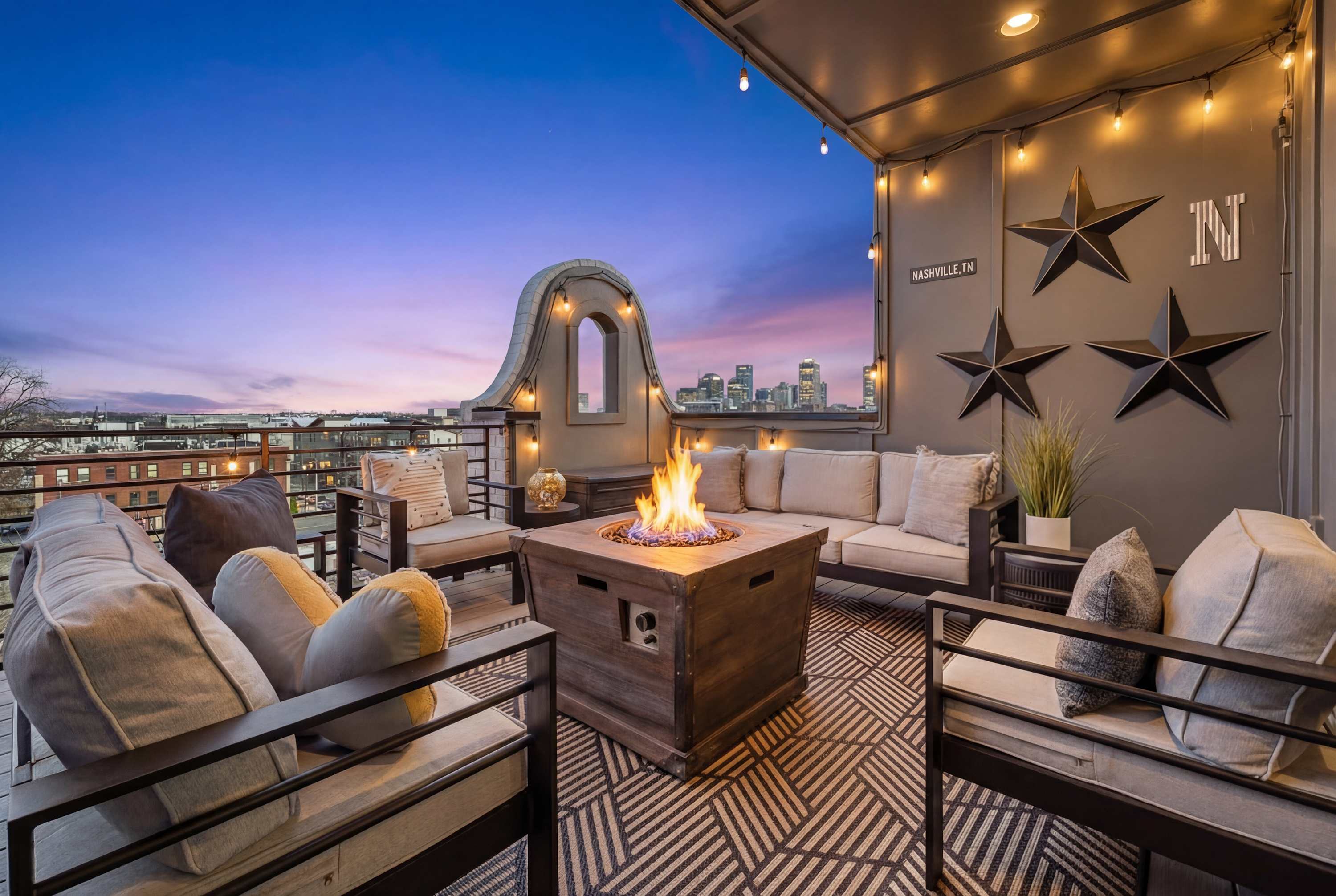 Sleeps 24! Broadway Views, Rooftops & Karaoke in Nashville, TN