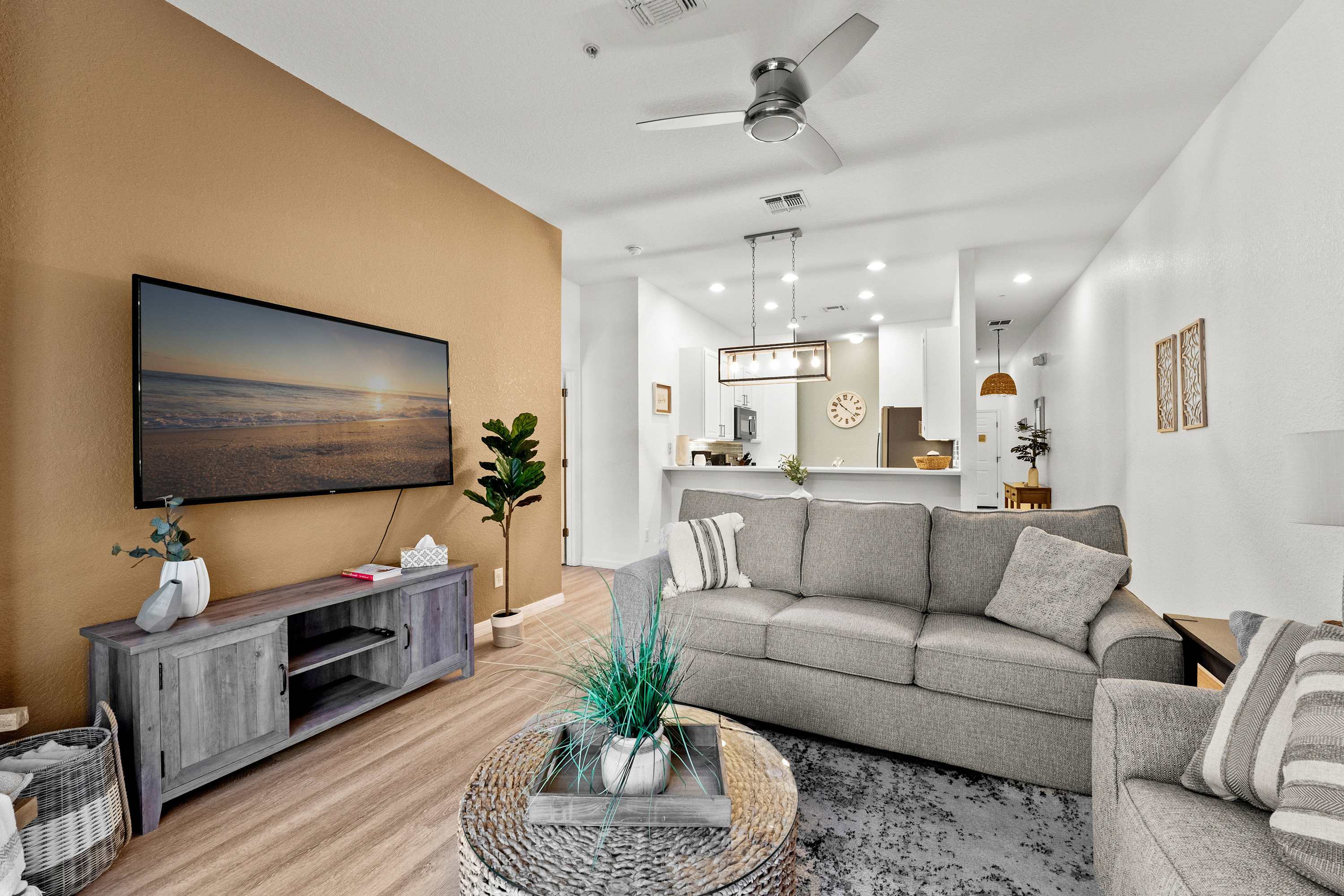 Lucaya Luxe At Bahama Bay