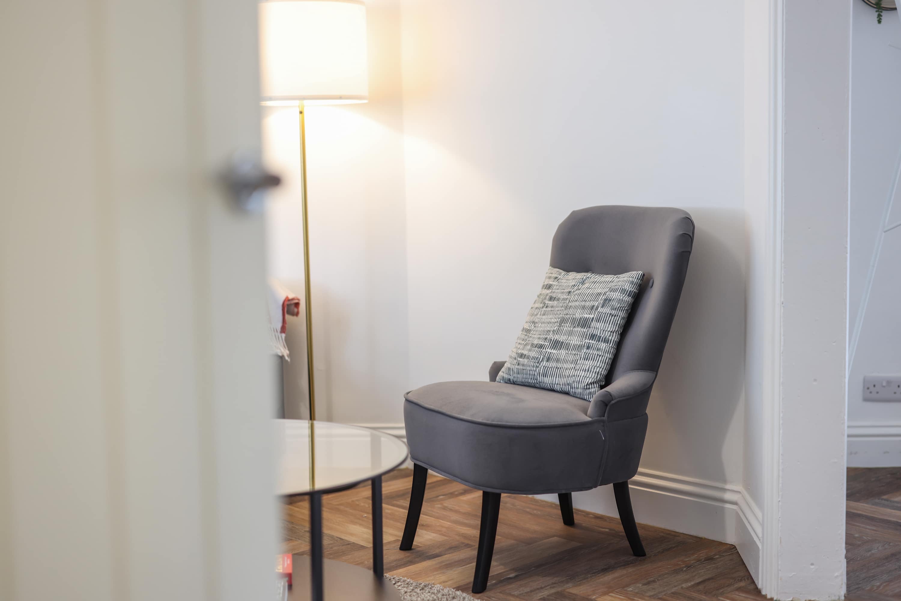 View Contractor Stay - WI-Fi - Pet Friendly - Parking in Surrey Crescent DH8 8HT Contractor Stay - WI-Fi - Pet Friendly - Parking in Surrey Crescent DH8 8HT - Property image 11 - VivreStays