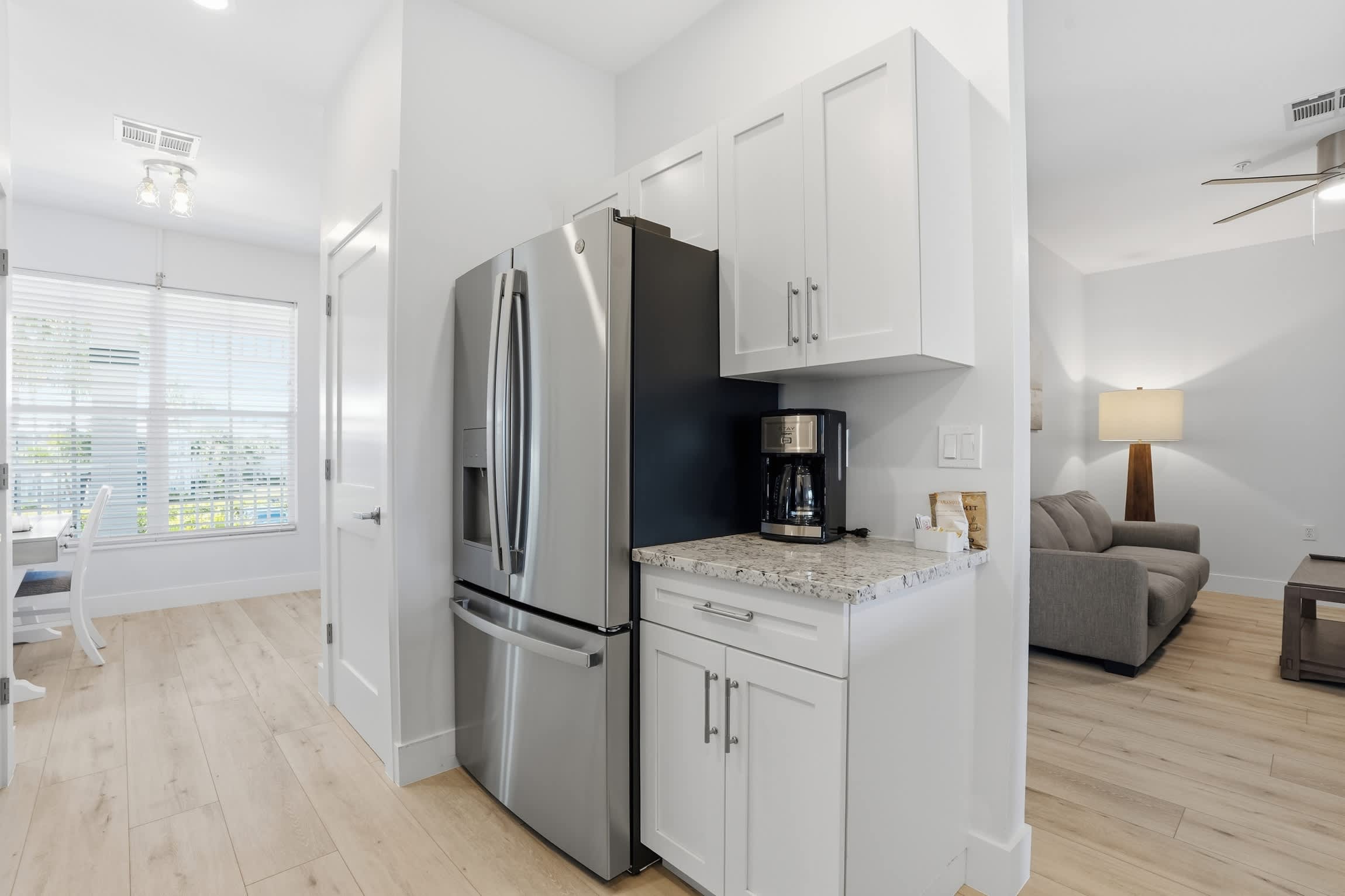 1524 Lake and Golf View Totally Updated | Photo 12