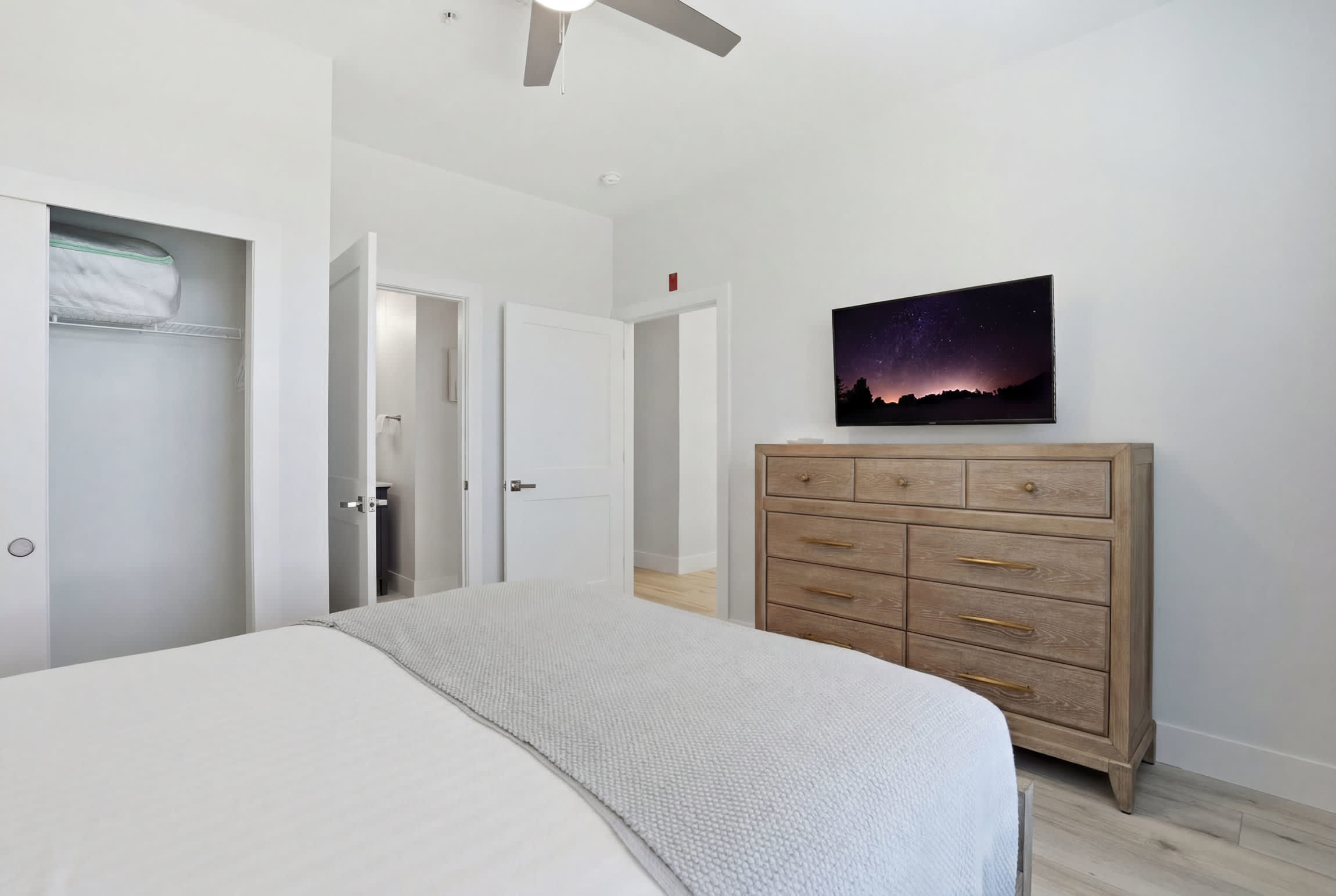 1524 Lake and Golf View Totally Updated | Photo 27