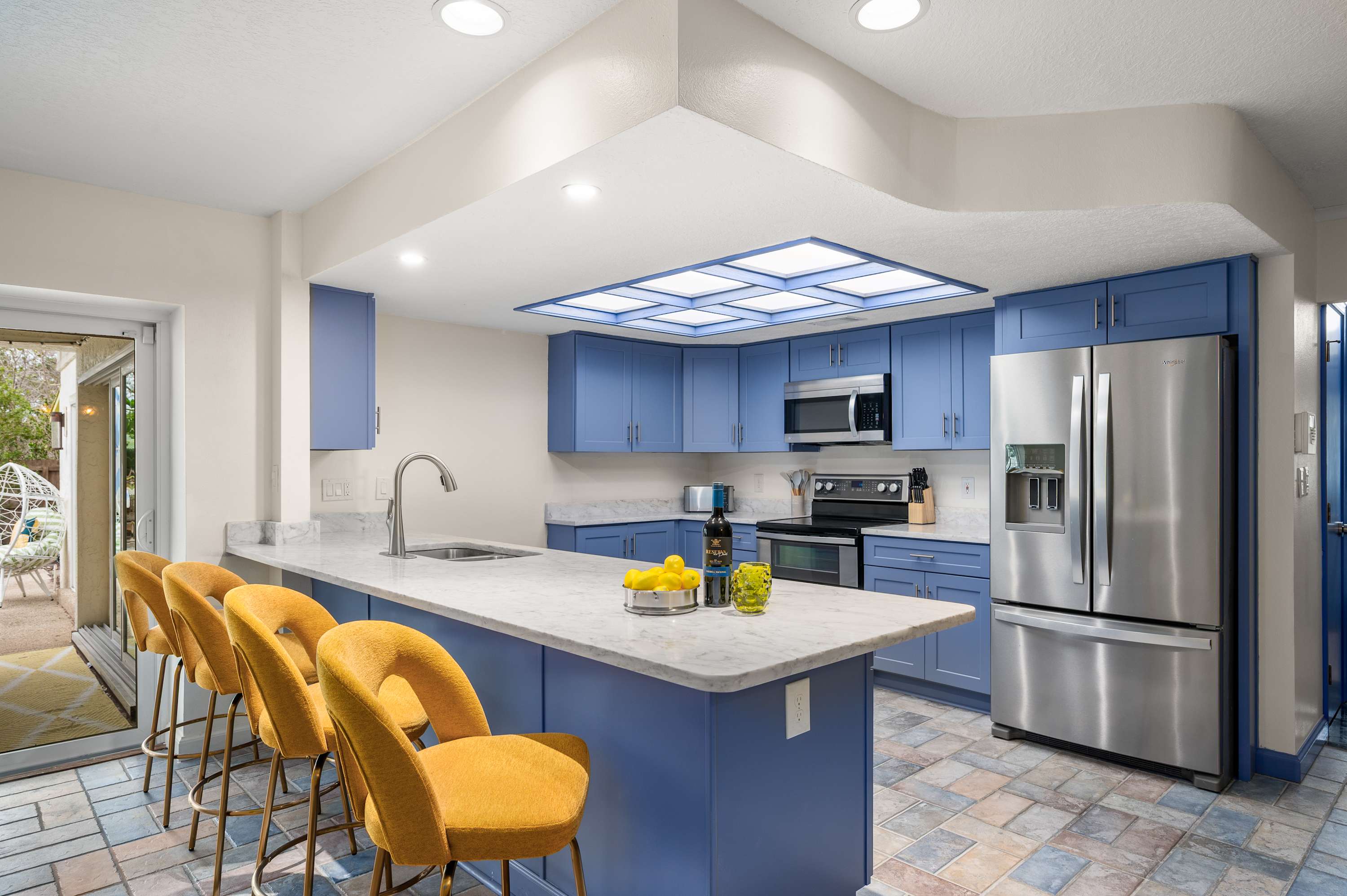 Sleeps 16! Heated Pool Villa 8Mi Clearwater Beach