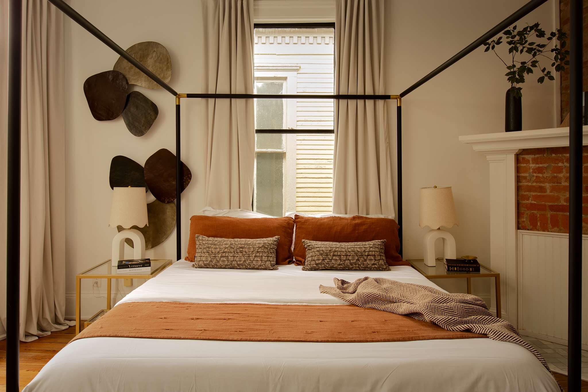 Modern Luxe Sophistication Near Forsyth Park — Savannah, GA — vacation rental