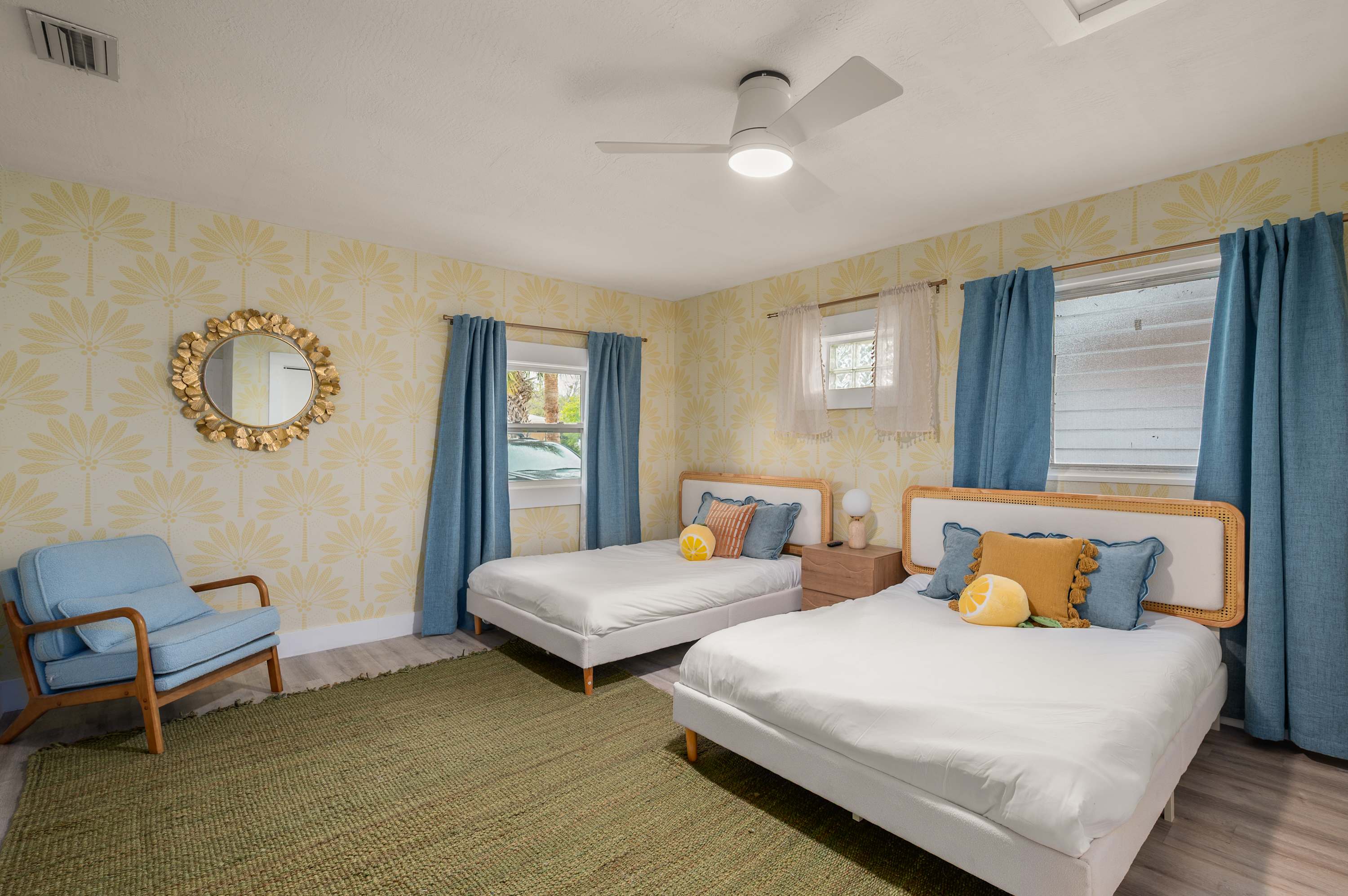 Heated Pool Villa! 5MI to Indian Rocks Beach!