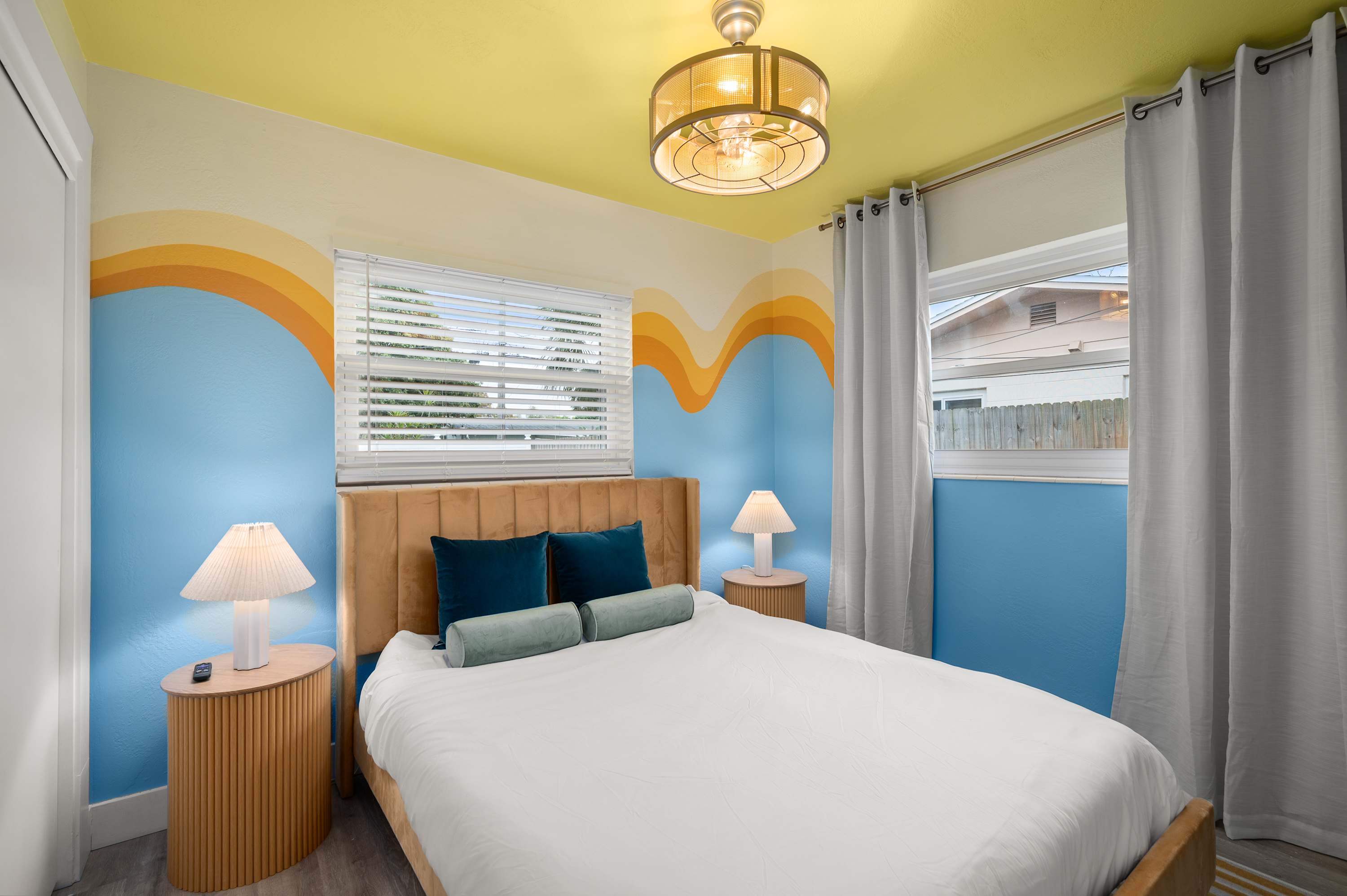 Heated Pool Villa! 5MI to Indian Rocks Beach!