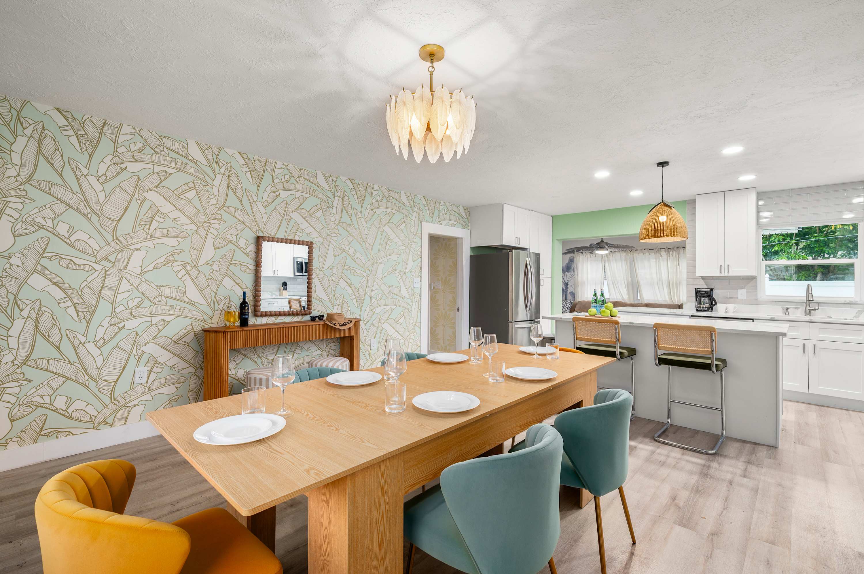 Heated Pool Villa! 5MI to Indian Rocks Beach!