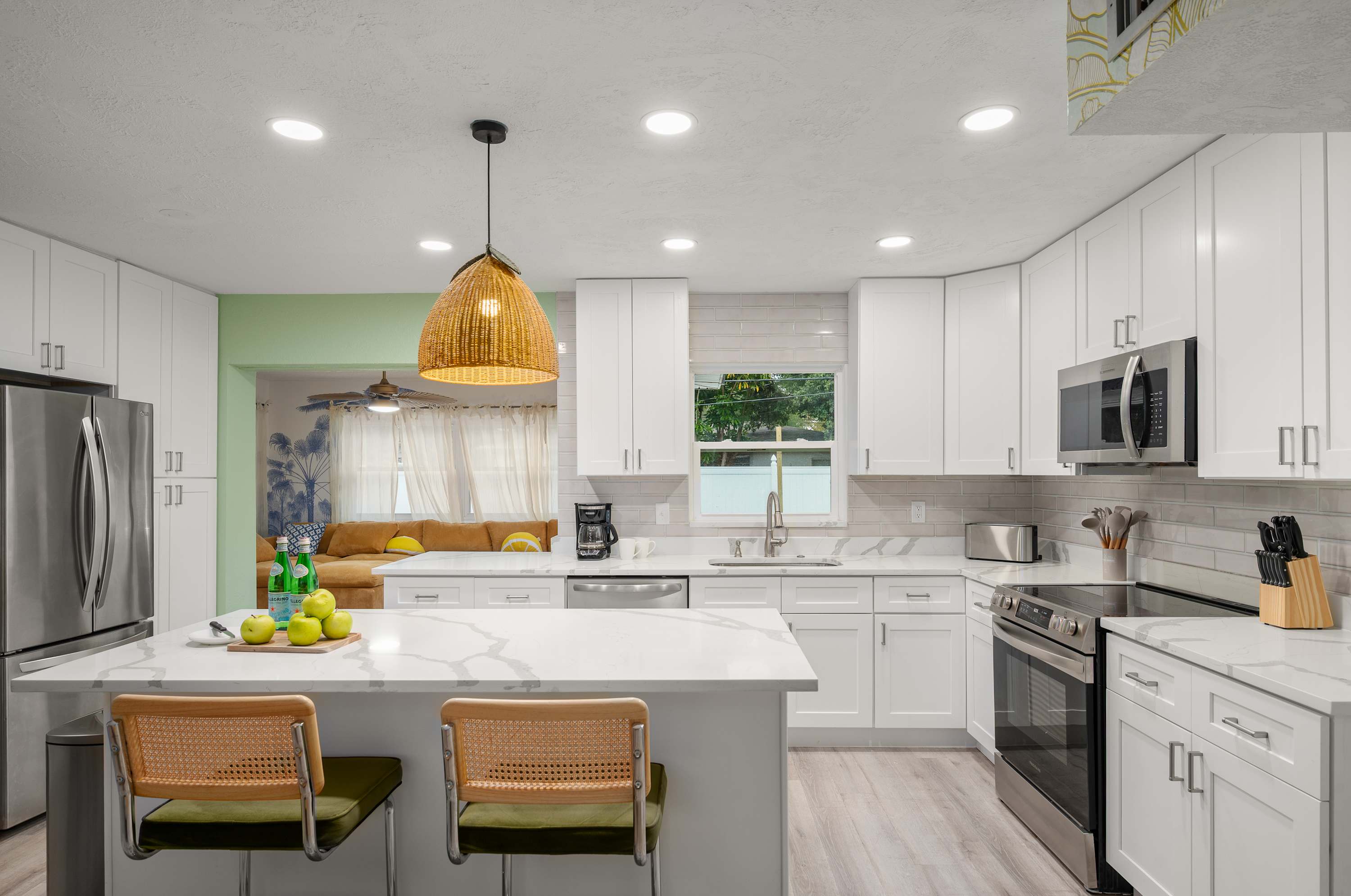 Heated Pool Villa! 5MI to Indian Rocks Beach!