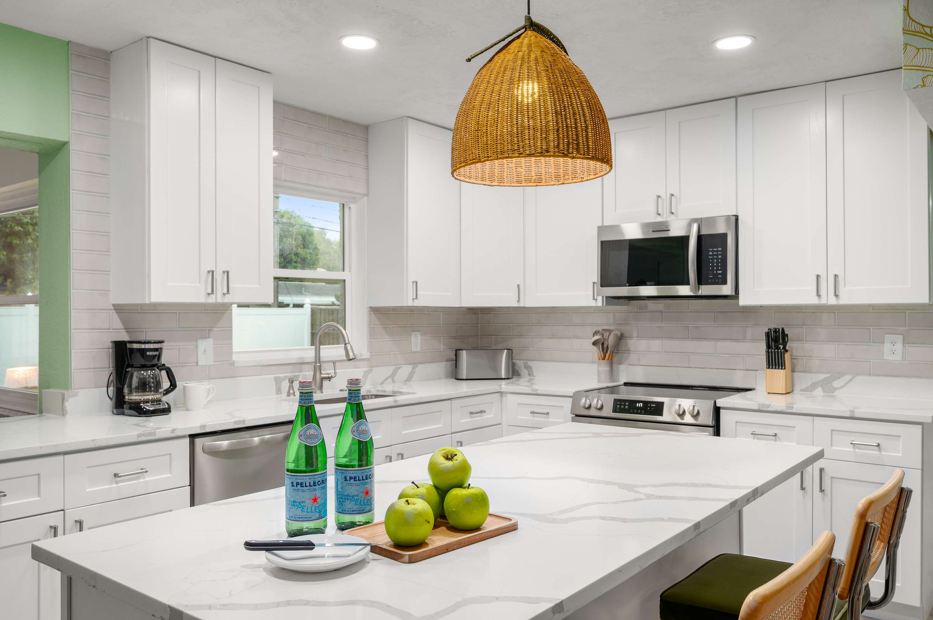 Heated Pool Villa! 5MI to Indian Rocks Beach!